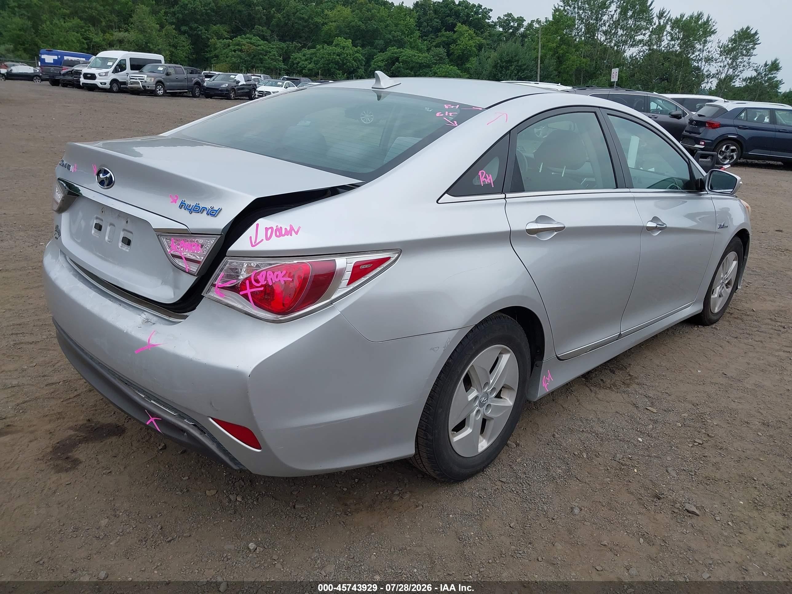 2011 Hyundai Sonata Hybrid   Silver vin: KMHEC4A4XBA003048