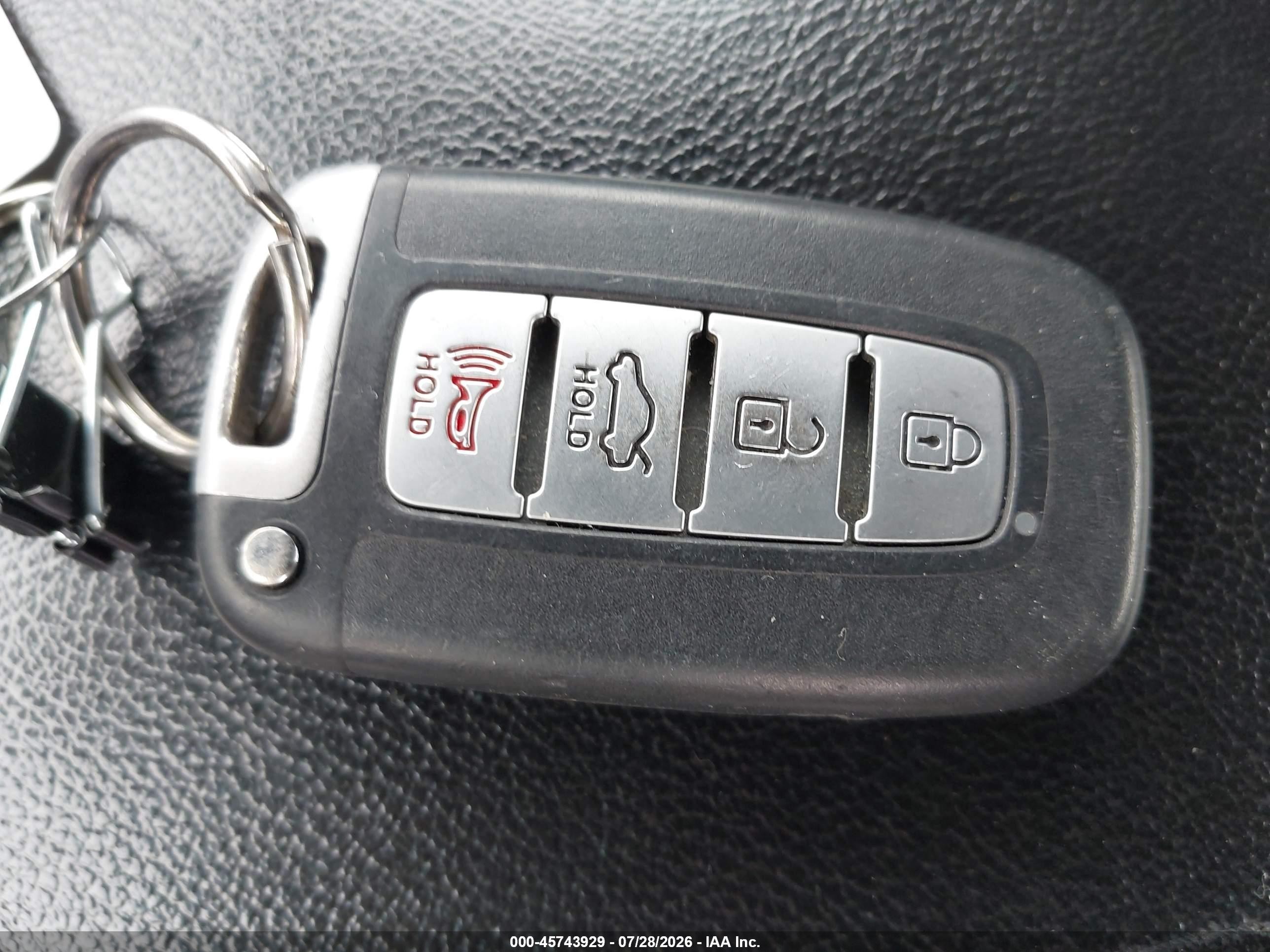 2011 Hyundai Sonata Hybrid   Silver vin: KMHEC4A4XBA003048