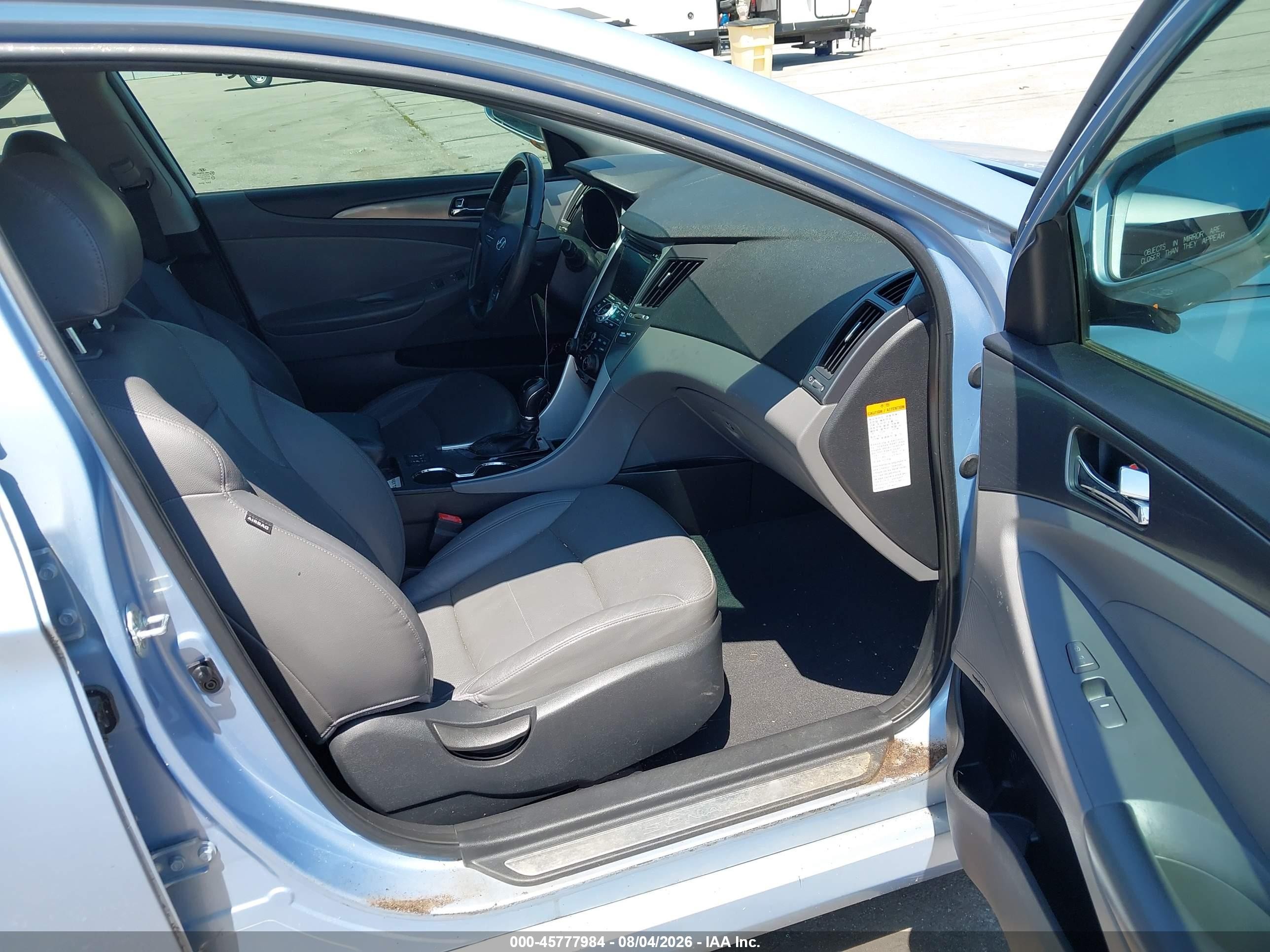 2012 Hyundai Sonata Hybrid   Blue vin: KMHEC4A4XCA026301