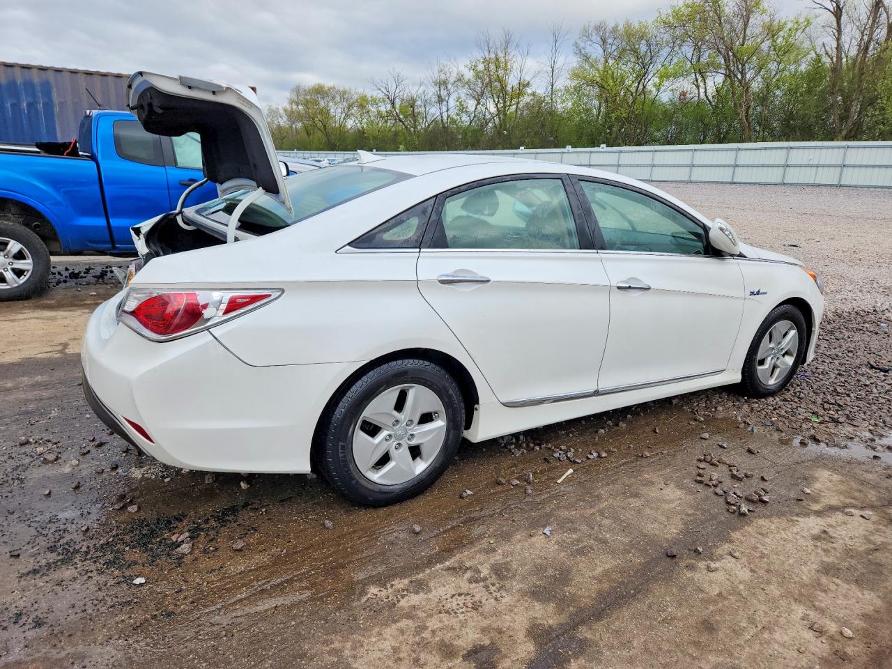 2012 Hyundai Sonata Hybrid White vin: KMHEC4A4XCA032938