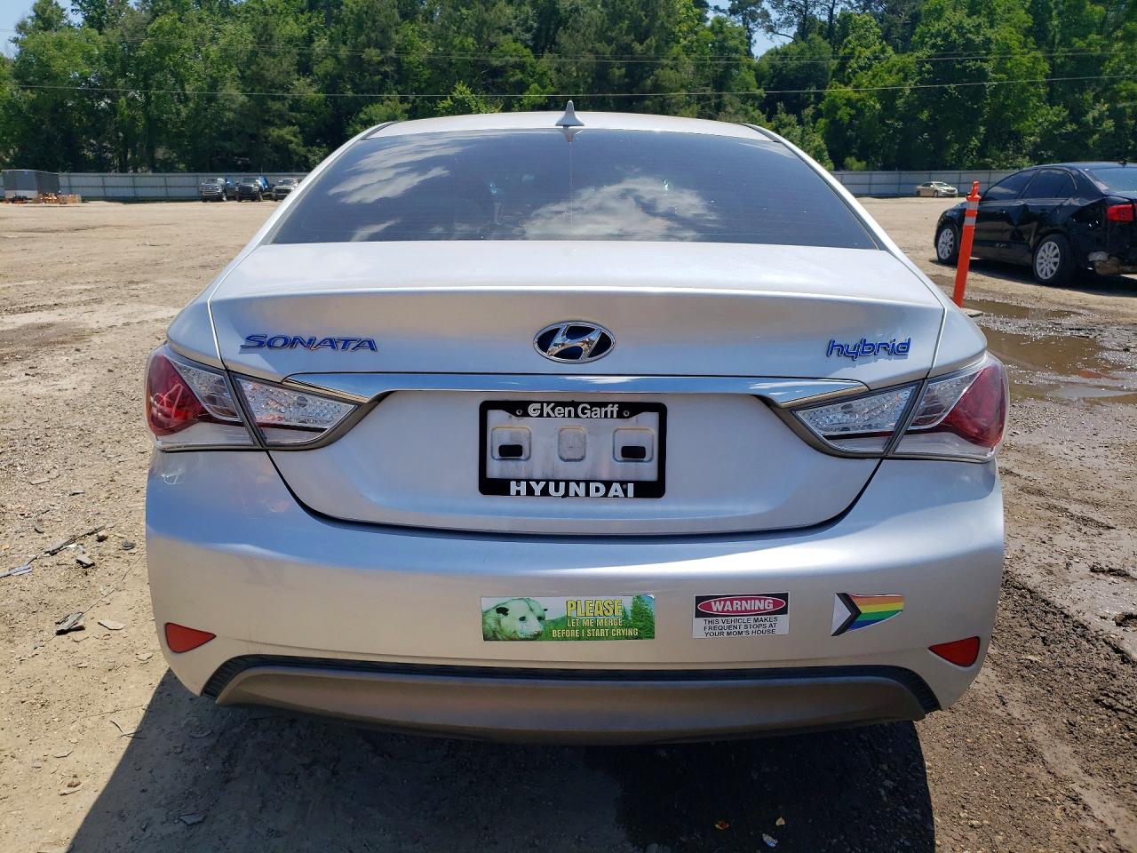 2013 Hyundai Sonata Hybrid Silver vin: KMHEC4A4XDA050521