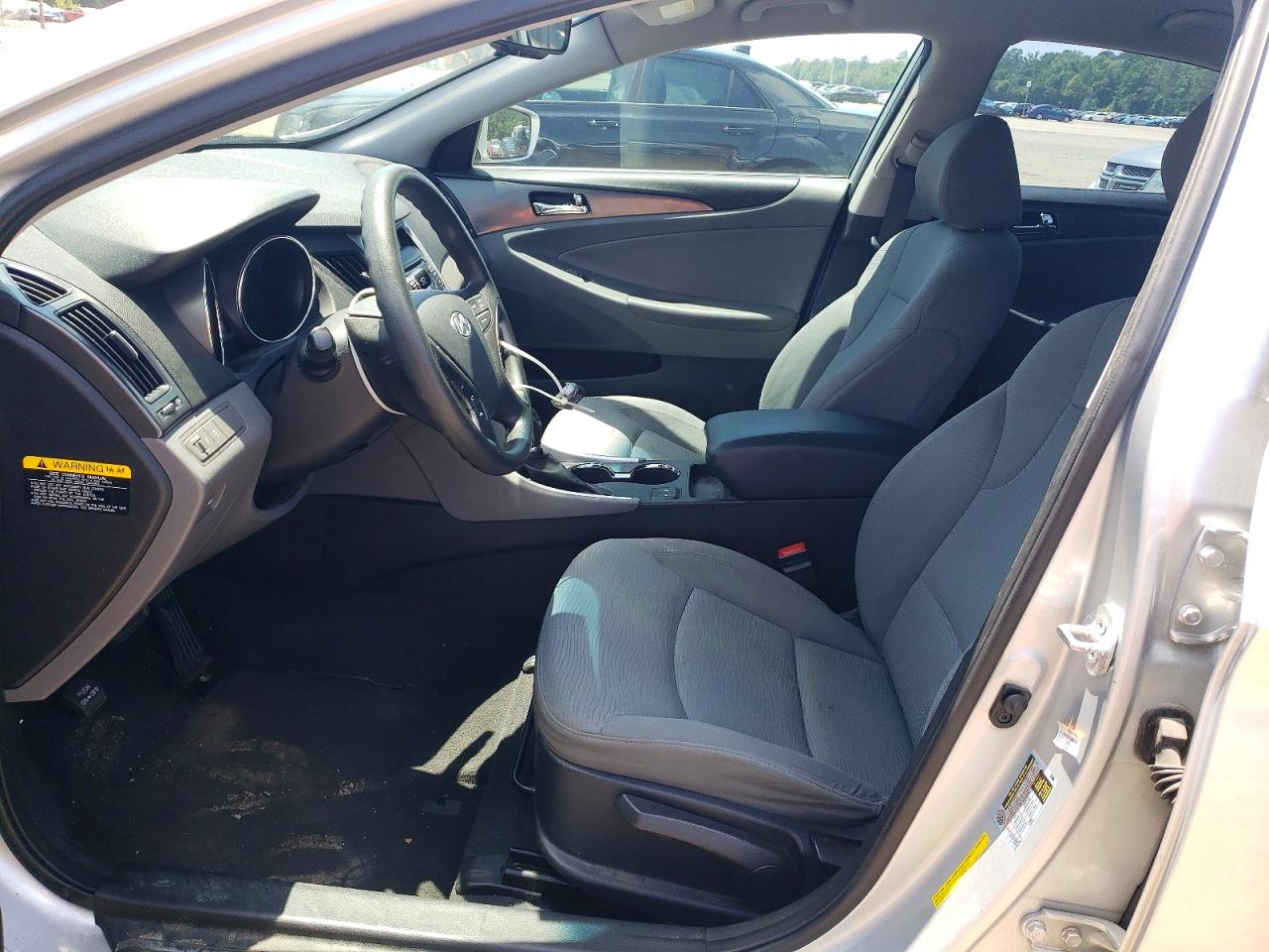 2013 Hyundai Sonata Hybrid Silver vin: KMHEC4A4XDA050521