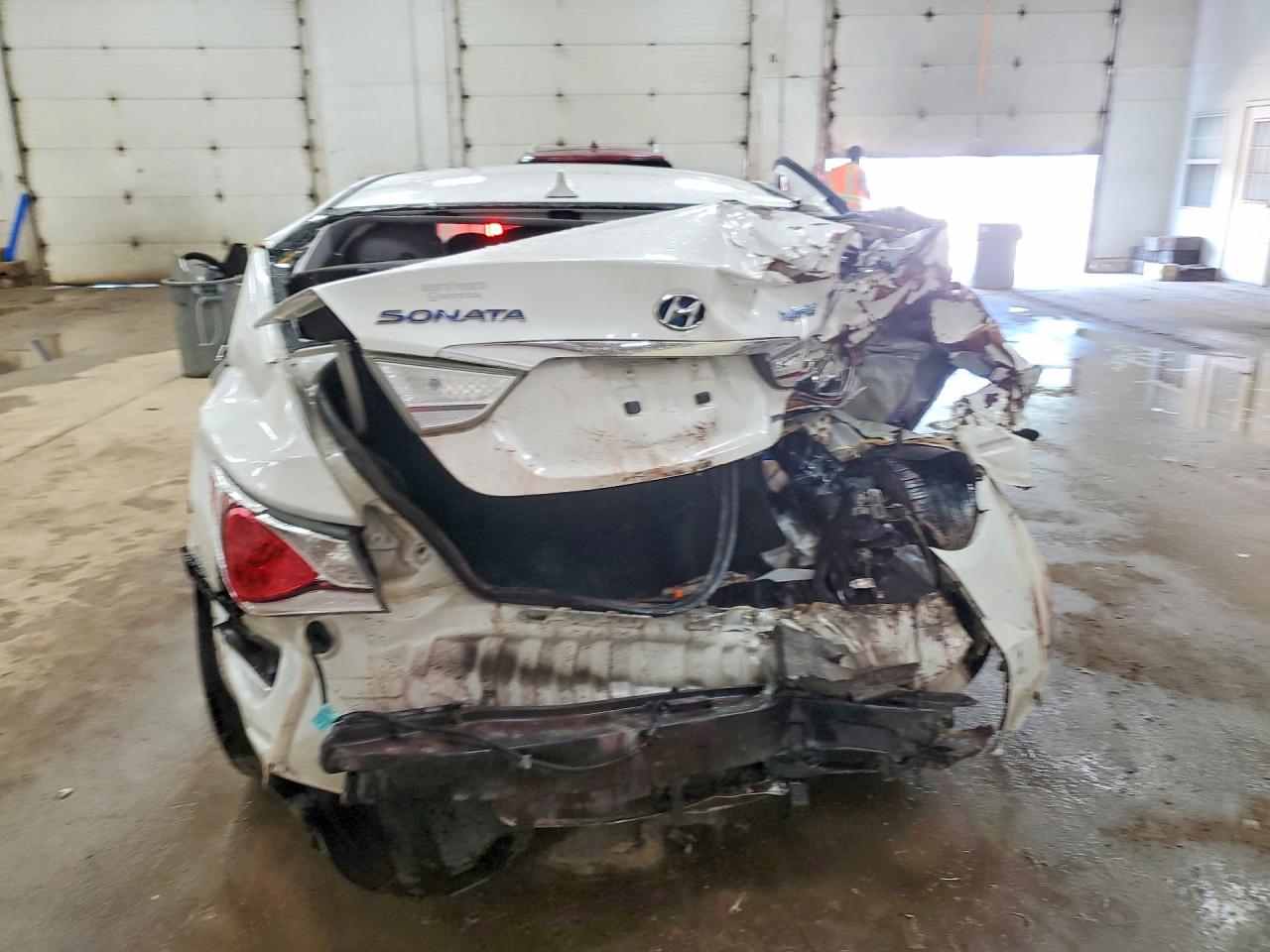 2013 Hyundai Sonata Hybrid White vin: KMHEC4A4XDA099590