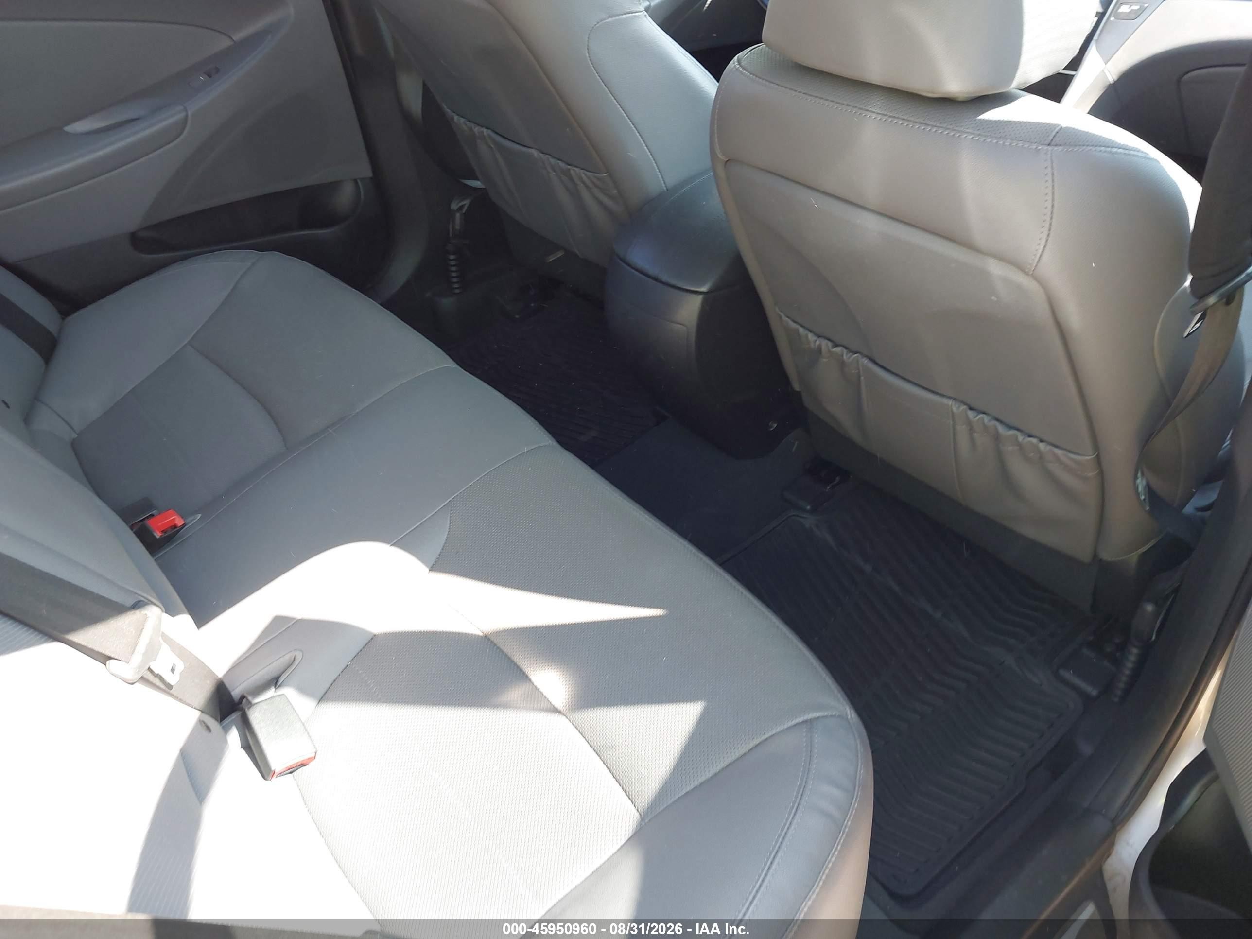 2014 Hyundai Sonata Hybrid Limited Серебряный vin: KMHEC4A4XEA105700