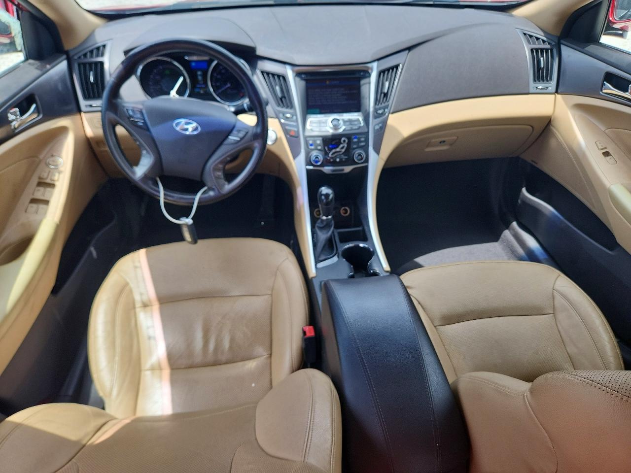 2014 Hyundai Sonata Hybrid Red vin: KMHEC4A4XEA115756