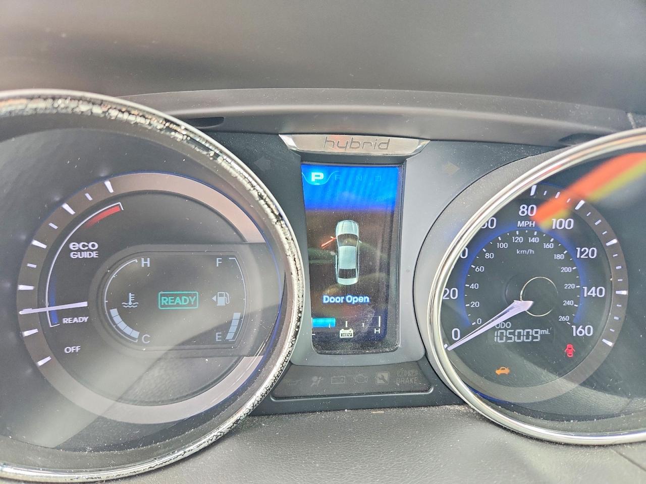 2014 Hyundai Sonata Hybrid Red vin: KMHEC4A4XEA115756