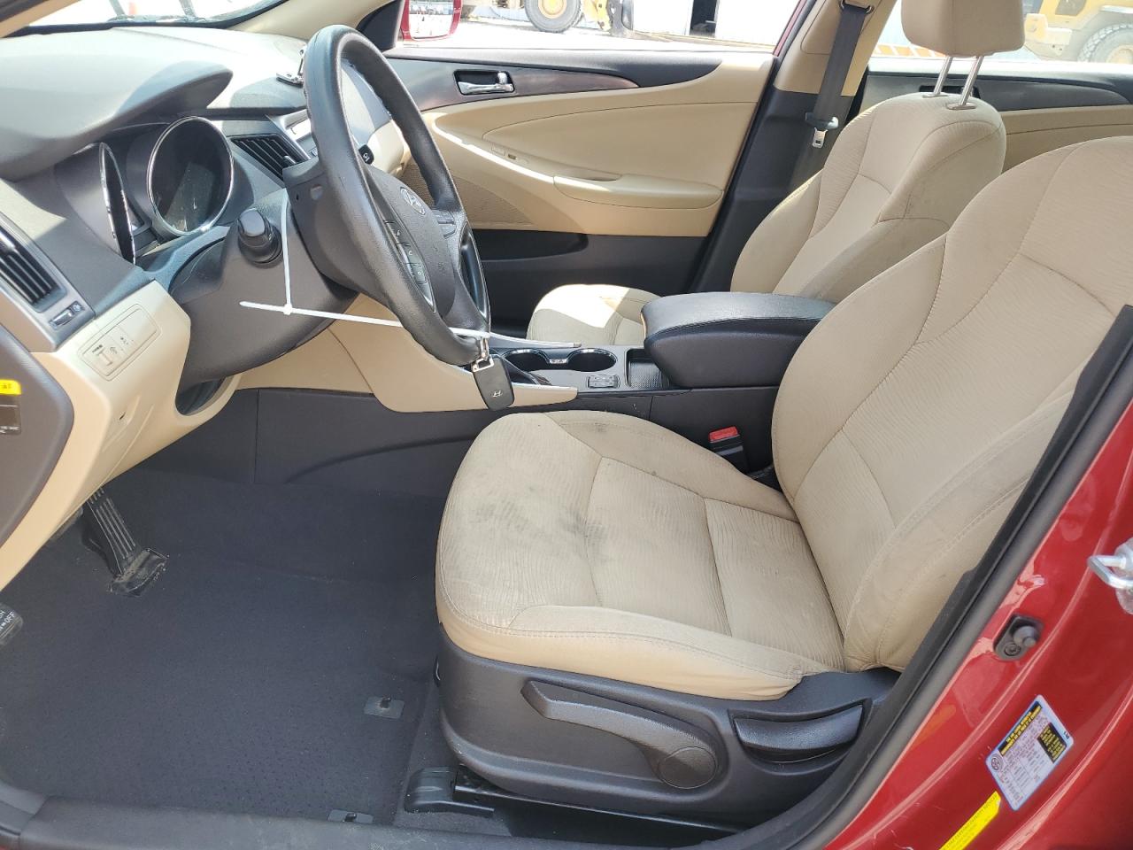 2015 Hyundai Sonata Hybrid Base Red vin: KMHEC4A4XFA119890