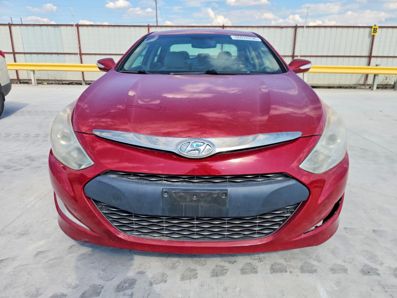 2015 Hyundai Sonata Hybrid Limited Red vin: KMHEC4A4XFA120571