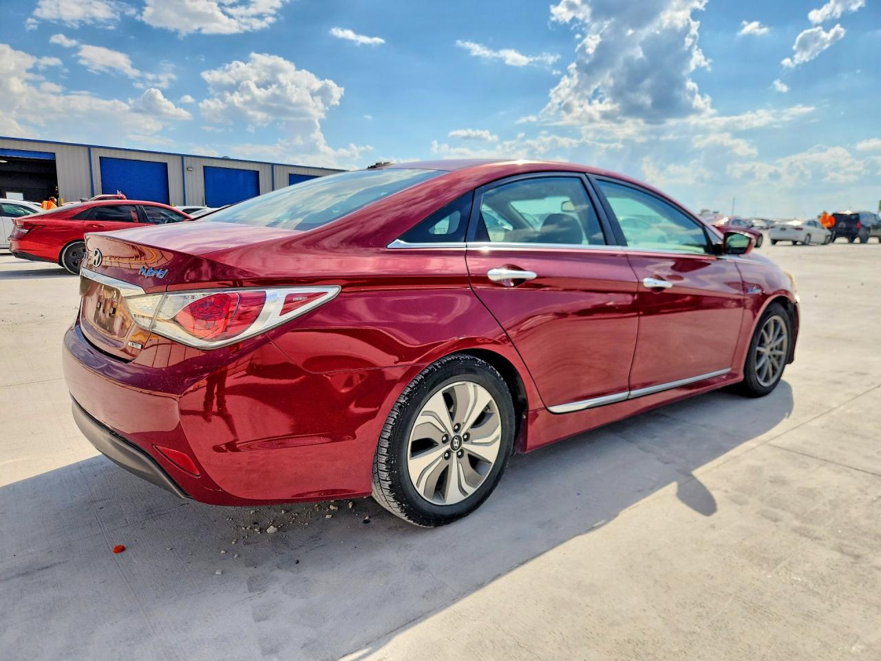 2015 Hyundai Sonata Hybrid Limited Red vin: KMHEC4A4XFA120571
