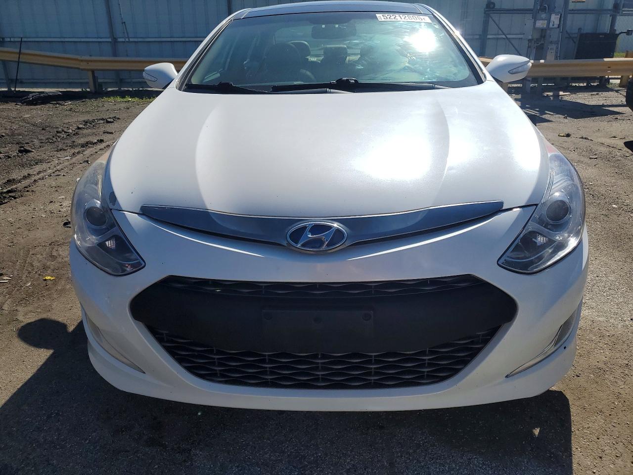 2015 Hyundai Sonata Limited White vin: KMHEC4A4XFA120988