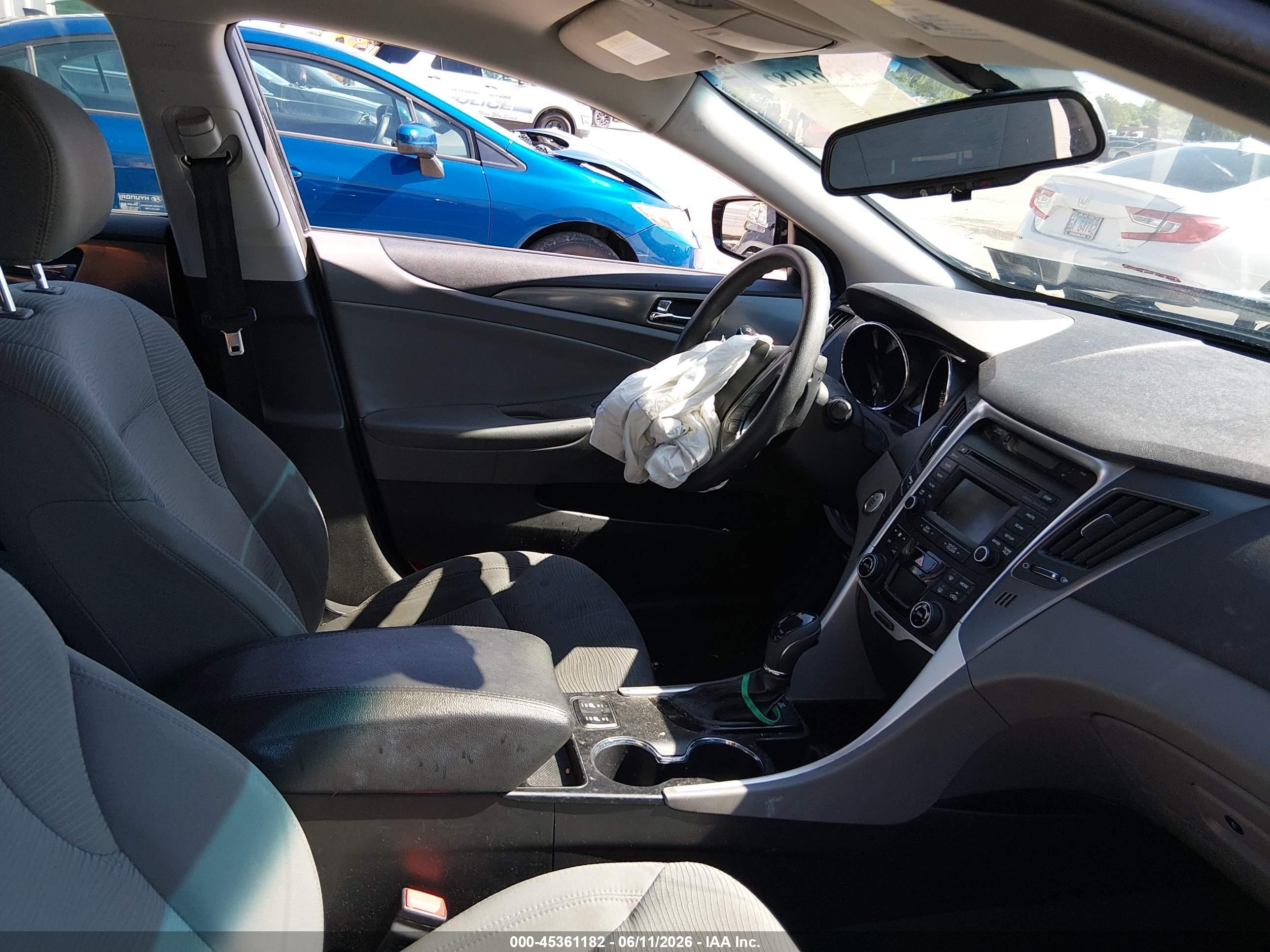 2015 Hyundai Sonata Hybrid   Черный vin: KMHEC4A4XFA121185