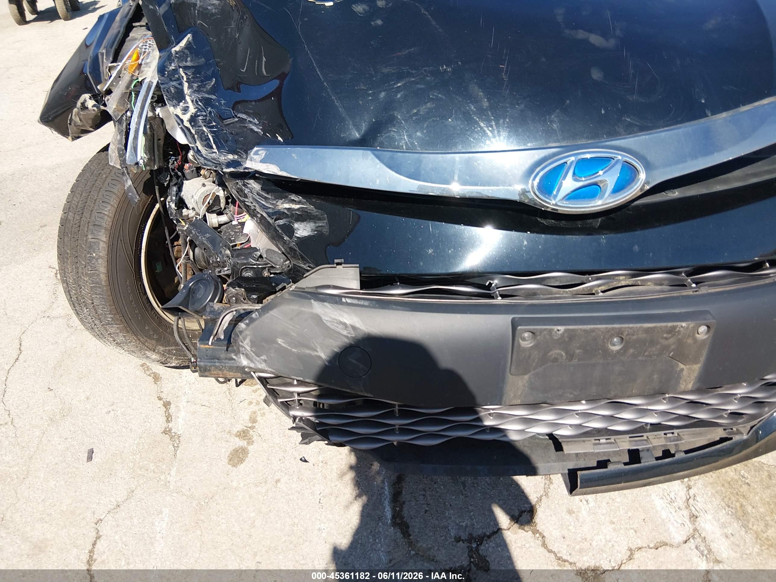 2015 Hyundai Sonata Hybrid   Черный vin: KMHEC4A4XFA121185