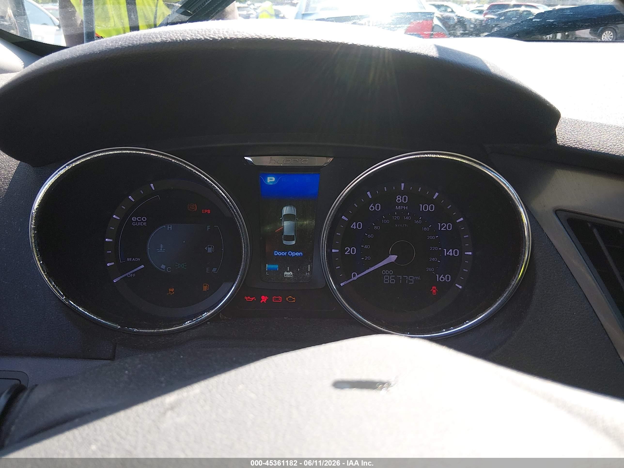 2015 Hyundai Sonata Hybrid   Черный vin: KMHEC4A4XFA121185