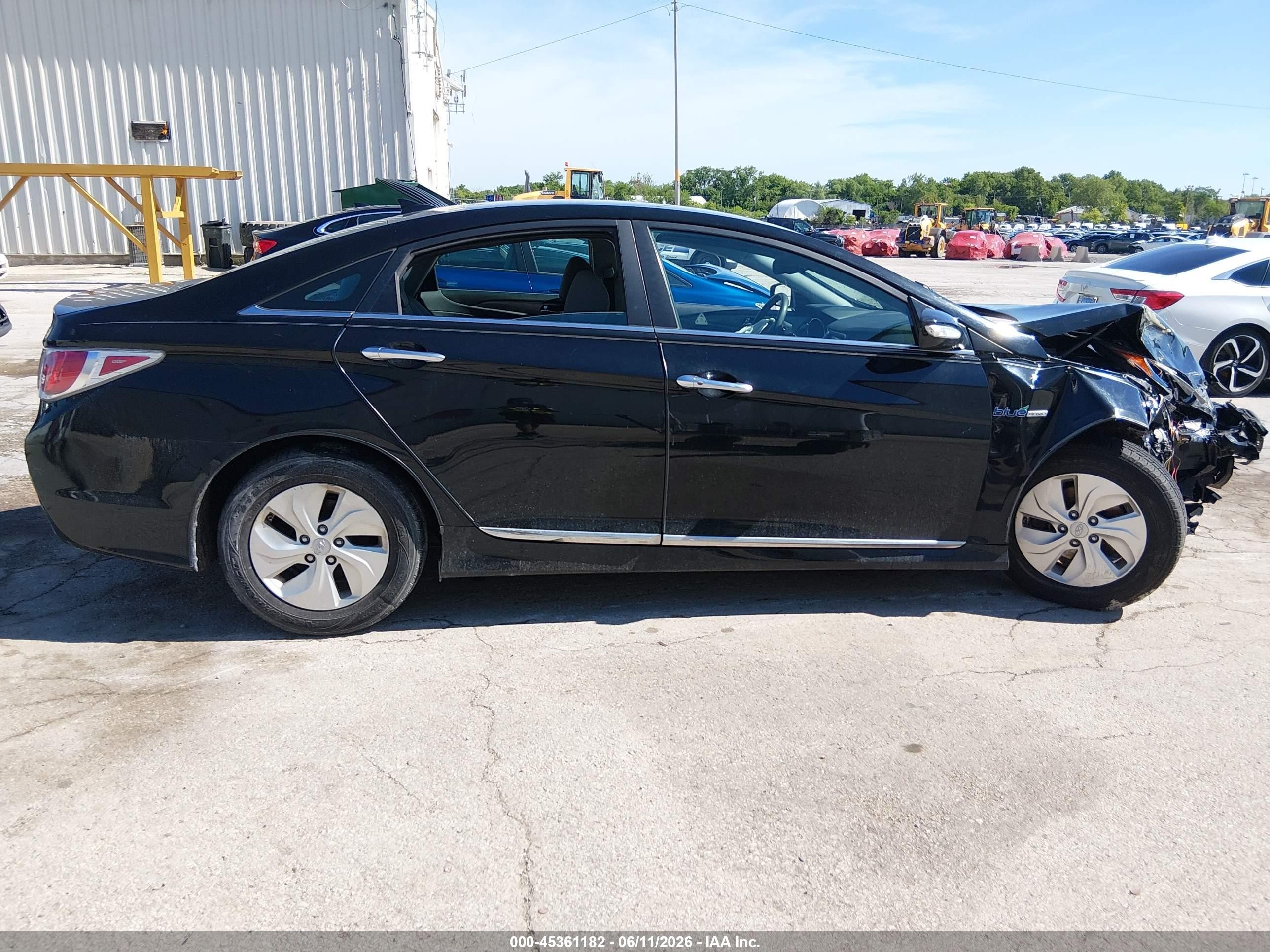 2015 Hyundai Sonata Hybrid   Черный vin: KMHEC4A4XFA121185