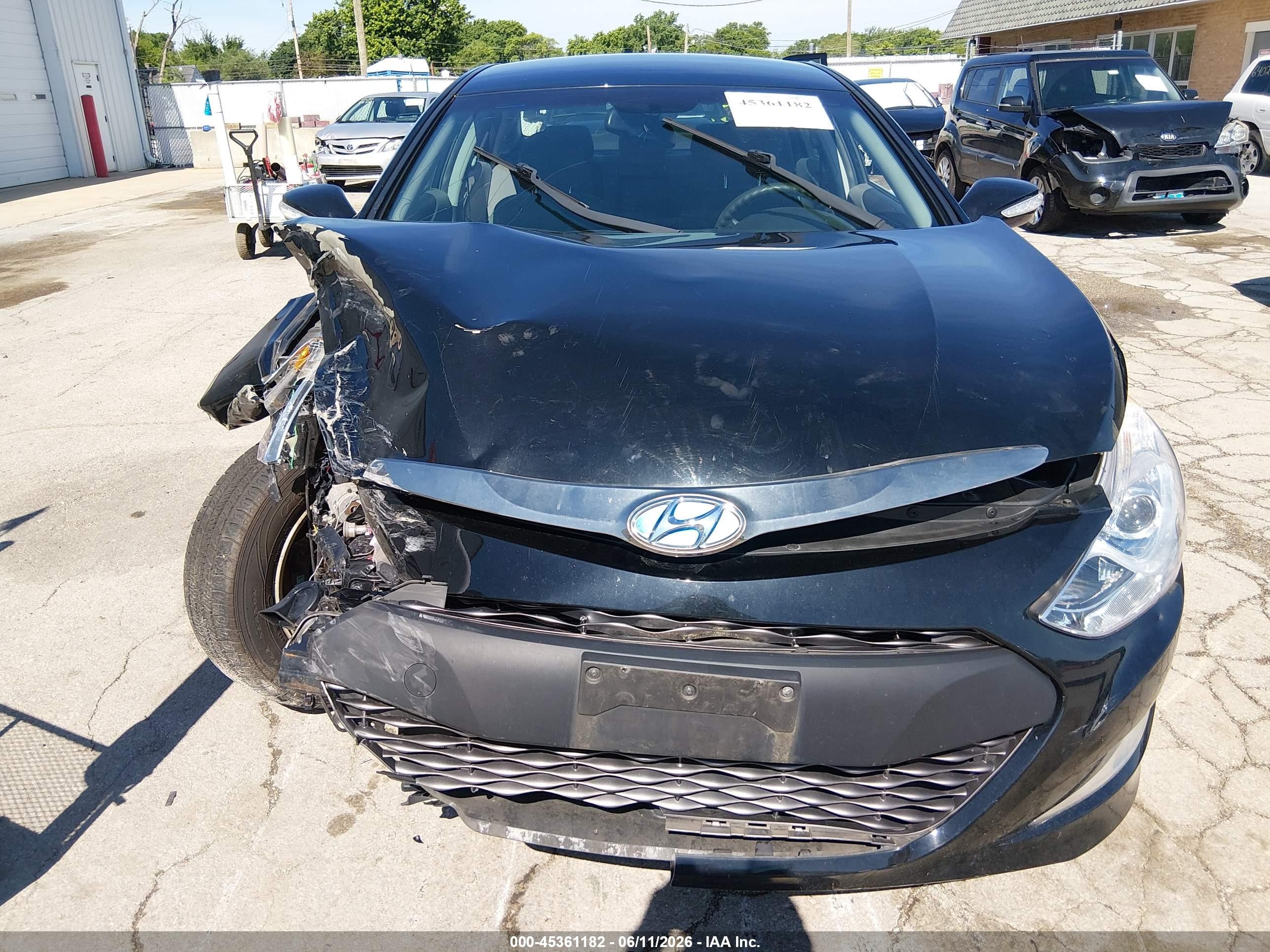2015 Hyundai Sonata Hybrid   Черный vin: KMHEC4A4XFA121185