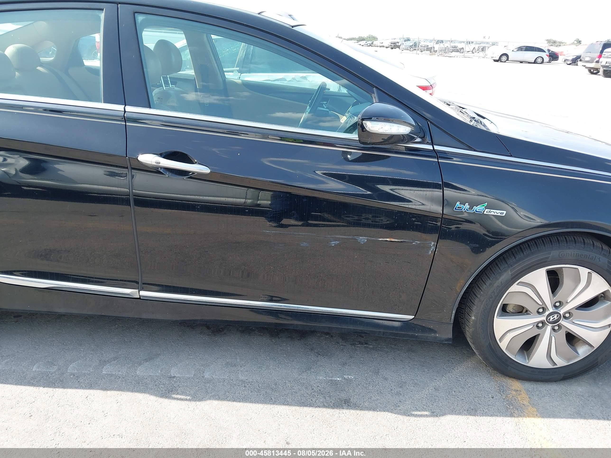 2015 Hyundai Sonata Hybrid Limited Black vin: KMHEC4A4XFA124250