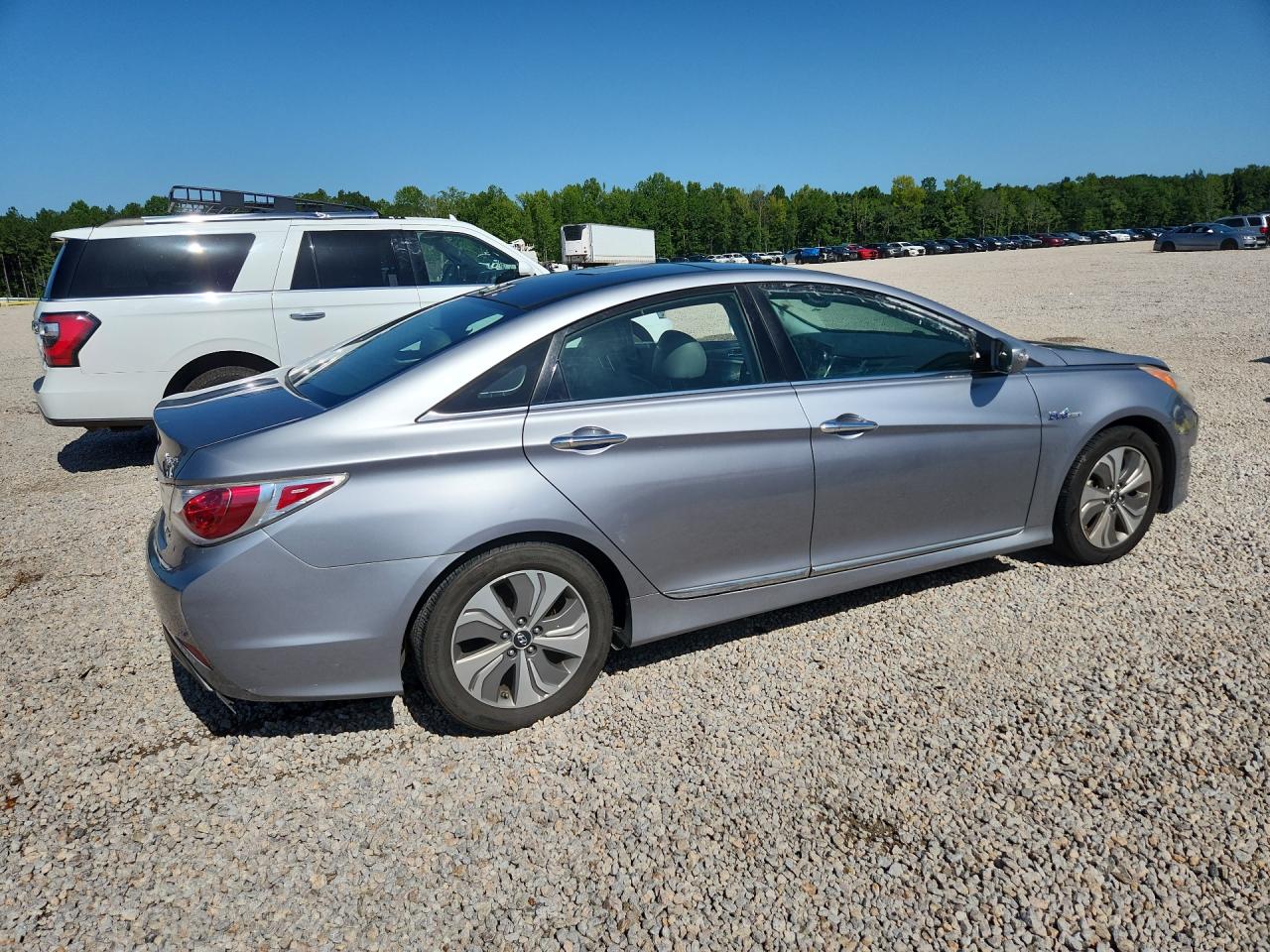 2015 Hyundai Sonata Hybrid Limited Silver vin: KMHEC4A4XFA129433