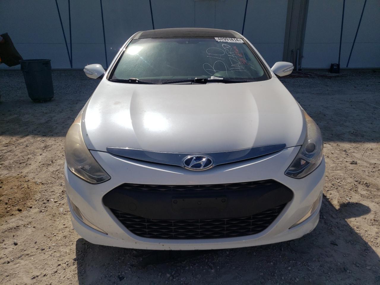 2015 Hyundai Sonata Hybrid White vin: KMHEC4A4XFA136088