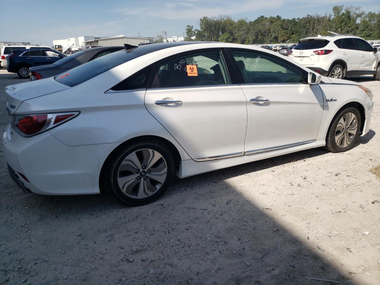 2015 Hyundai Sonata Hybrid White vin: KMHEC4A4XFA136088
