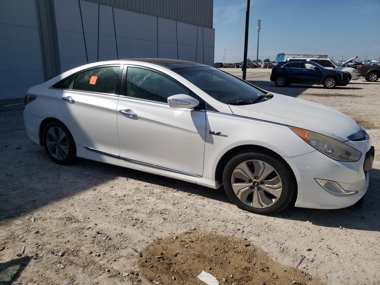 2015 Hyundai Sonata Hybrid White vin: KMHEC4A4XFA136088