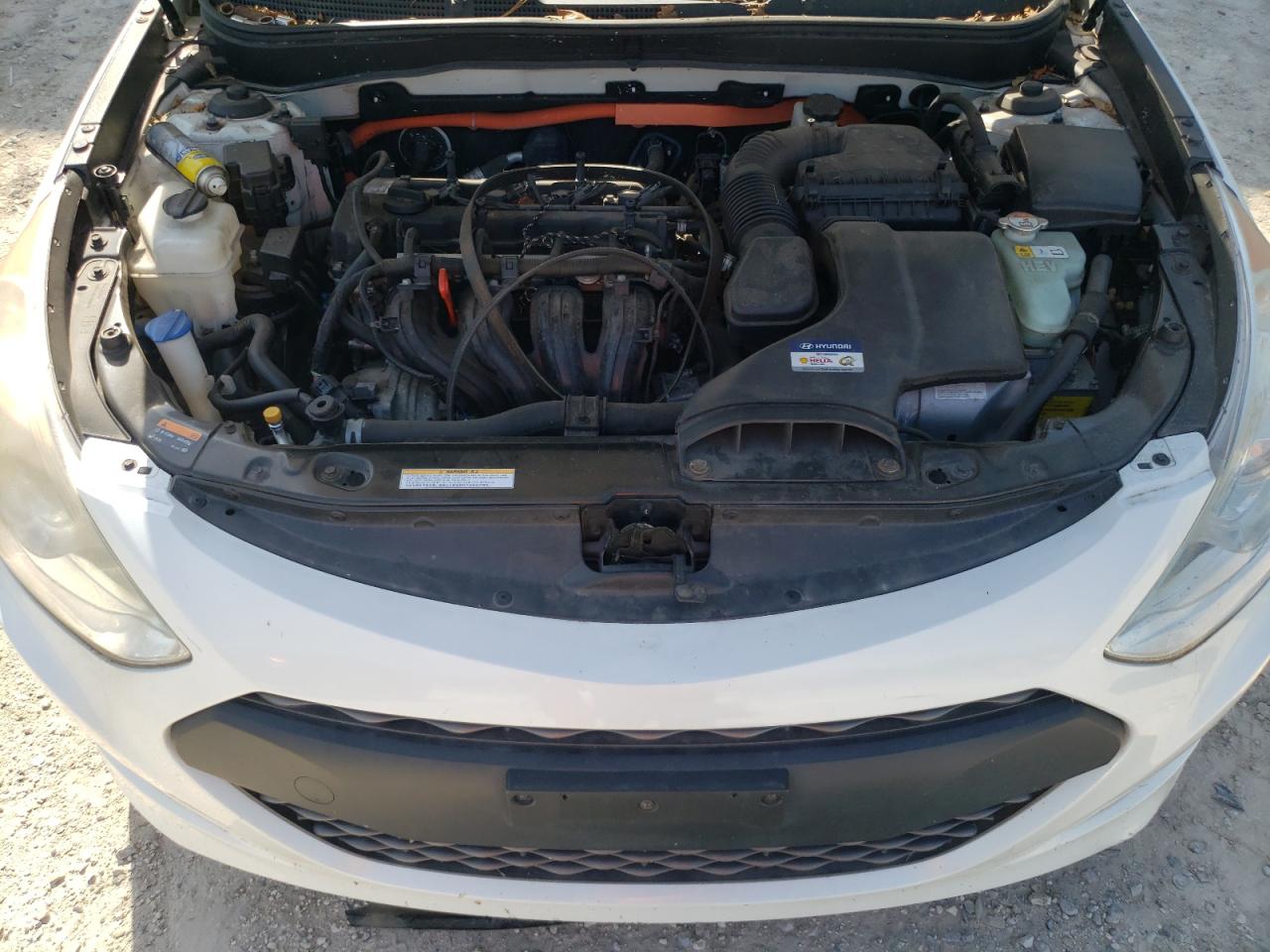 2015 Hyundai Sonata Hybrid White vin: KMHEC4A4XFA136088