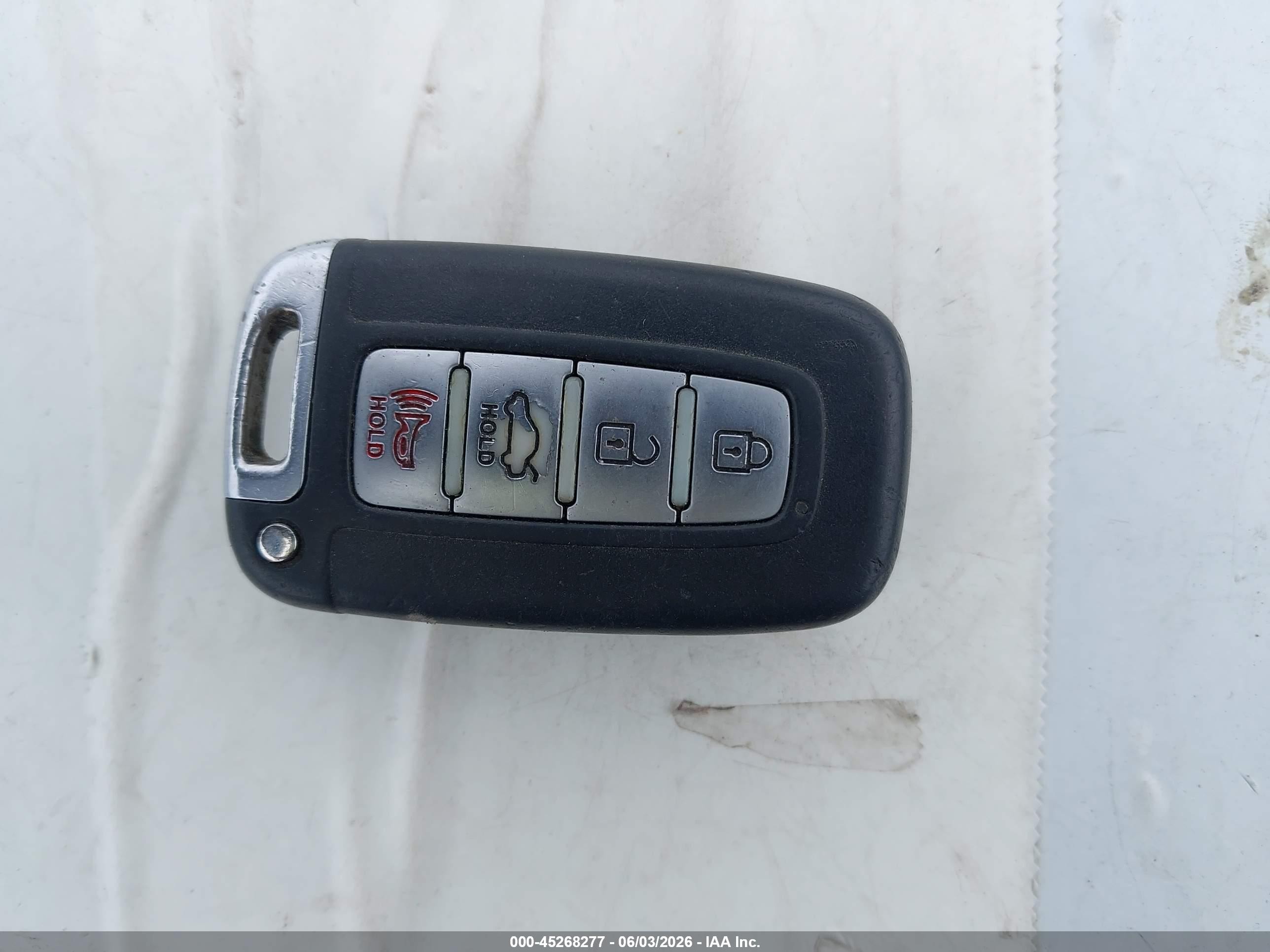 2015 Hyundai Sonata Hybrid   Black vin: KMHEC4A4XFA138276