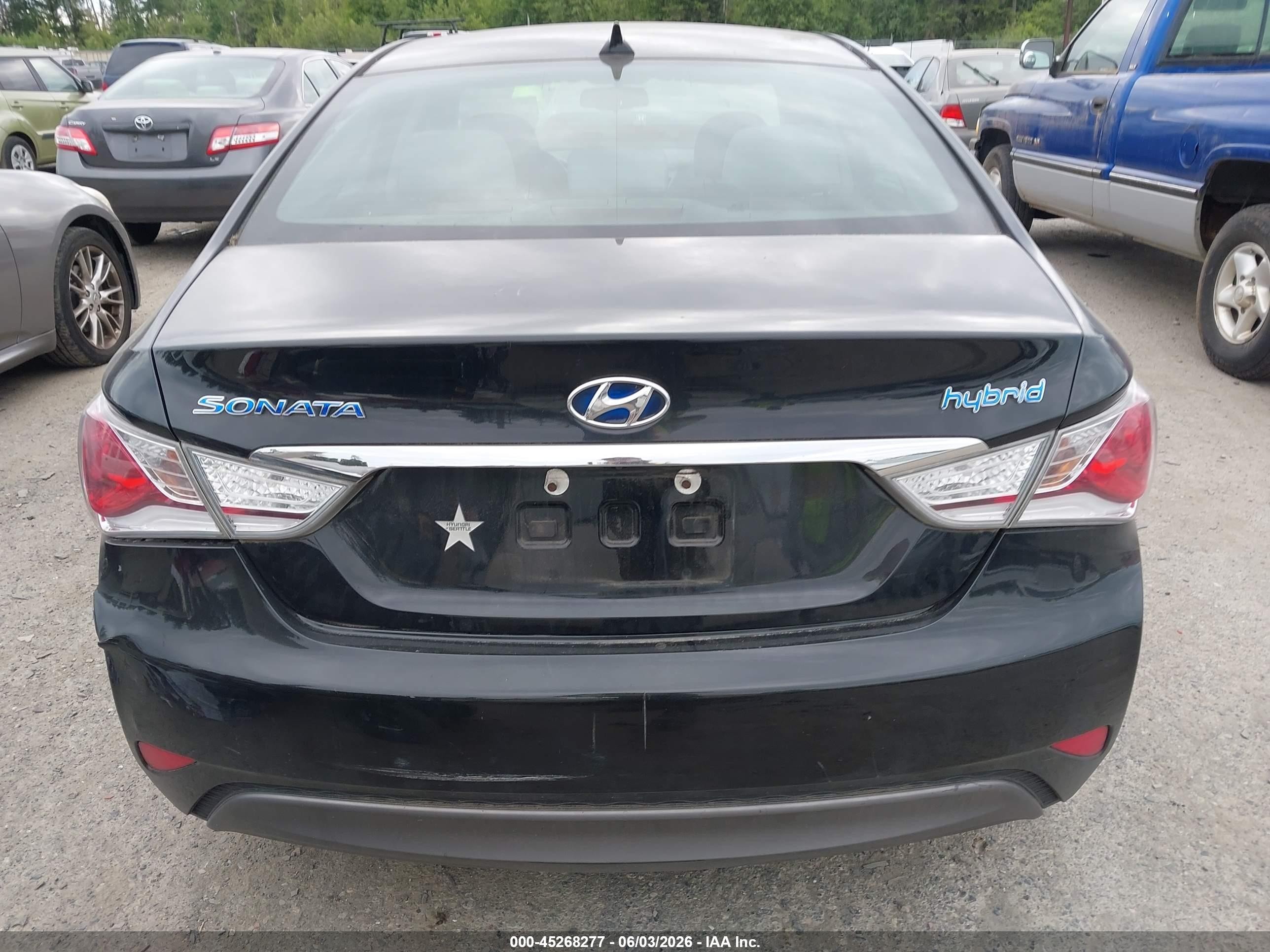 2015 Hyundai Sonata Hybrid   Black vin: KMHEC4A4XFA138276