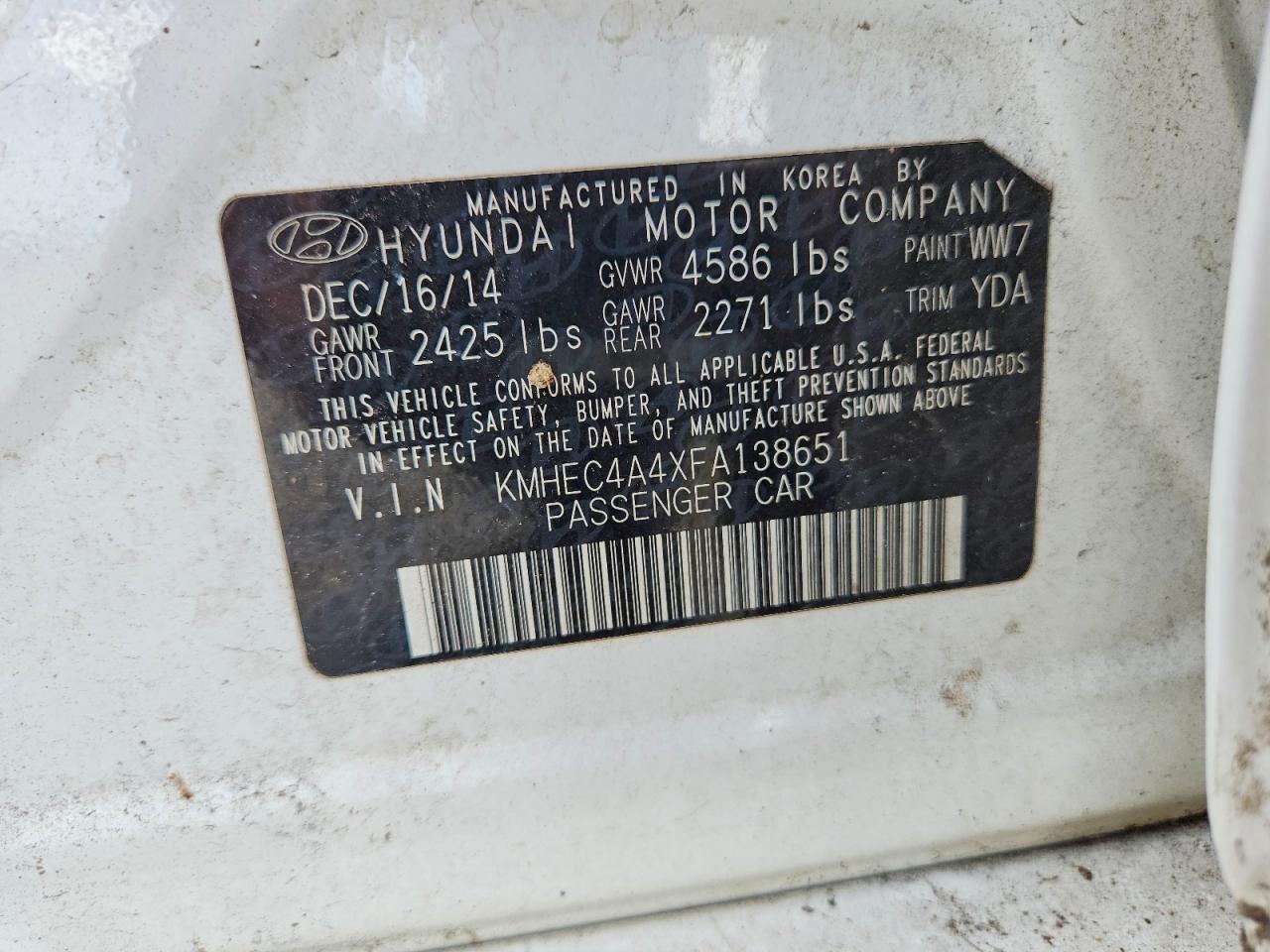 2015 Hyundai Sonata Hybrid Base White vin: KMHEC4A4XFA138651