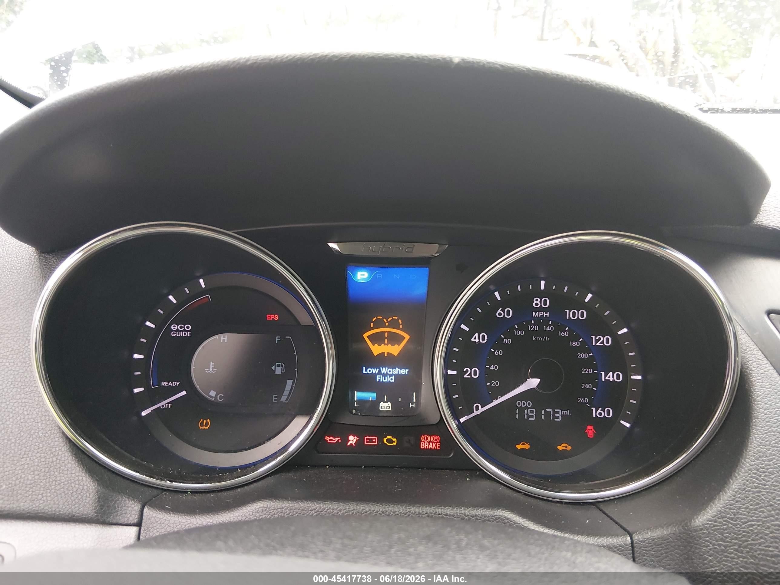 2015 Hyundai Sonata Hybrid   Серебряный vin: KMHEC4A4XFA139279