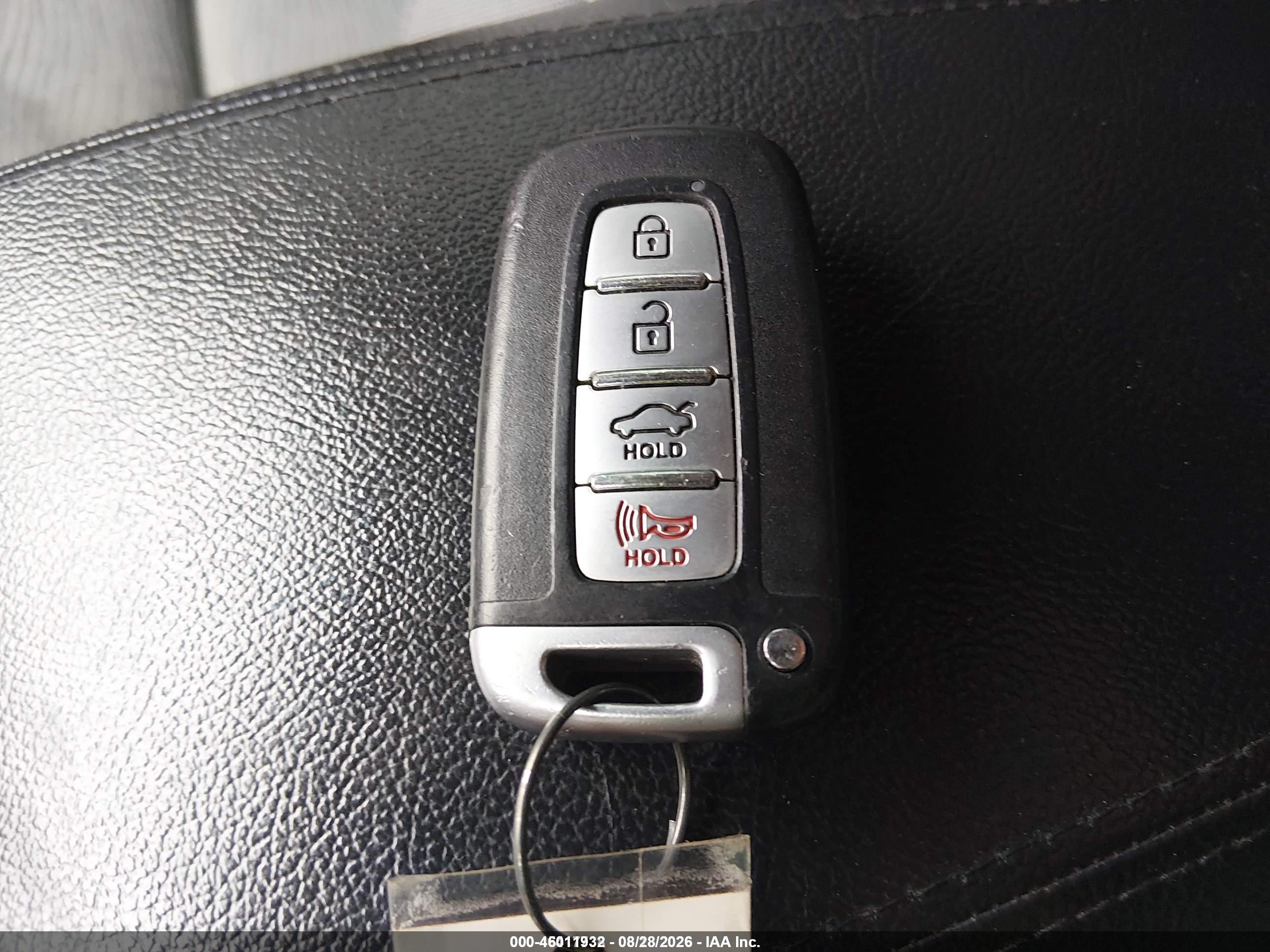 2015 Hyundai Sonata Hybrid   Silver vin: KMHEC4A4XFA139279