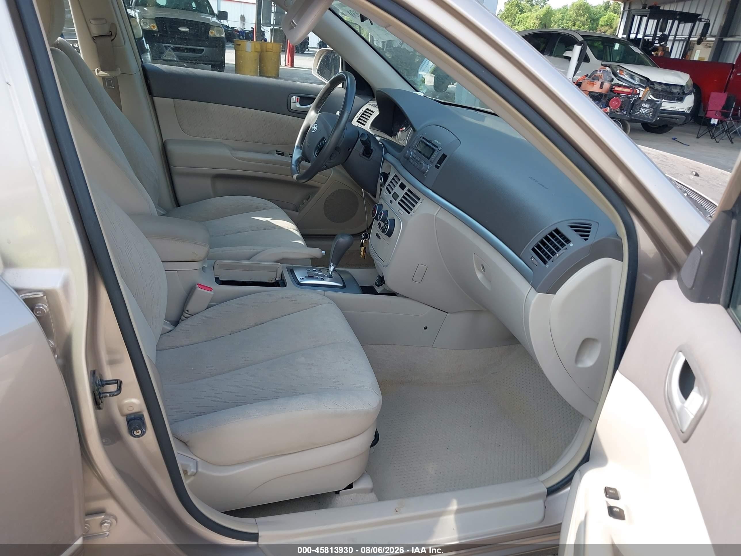 2006 Hyundai Sonata Gl Gold vin: KMHET46C36A085162