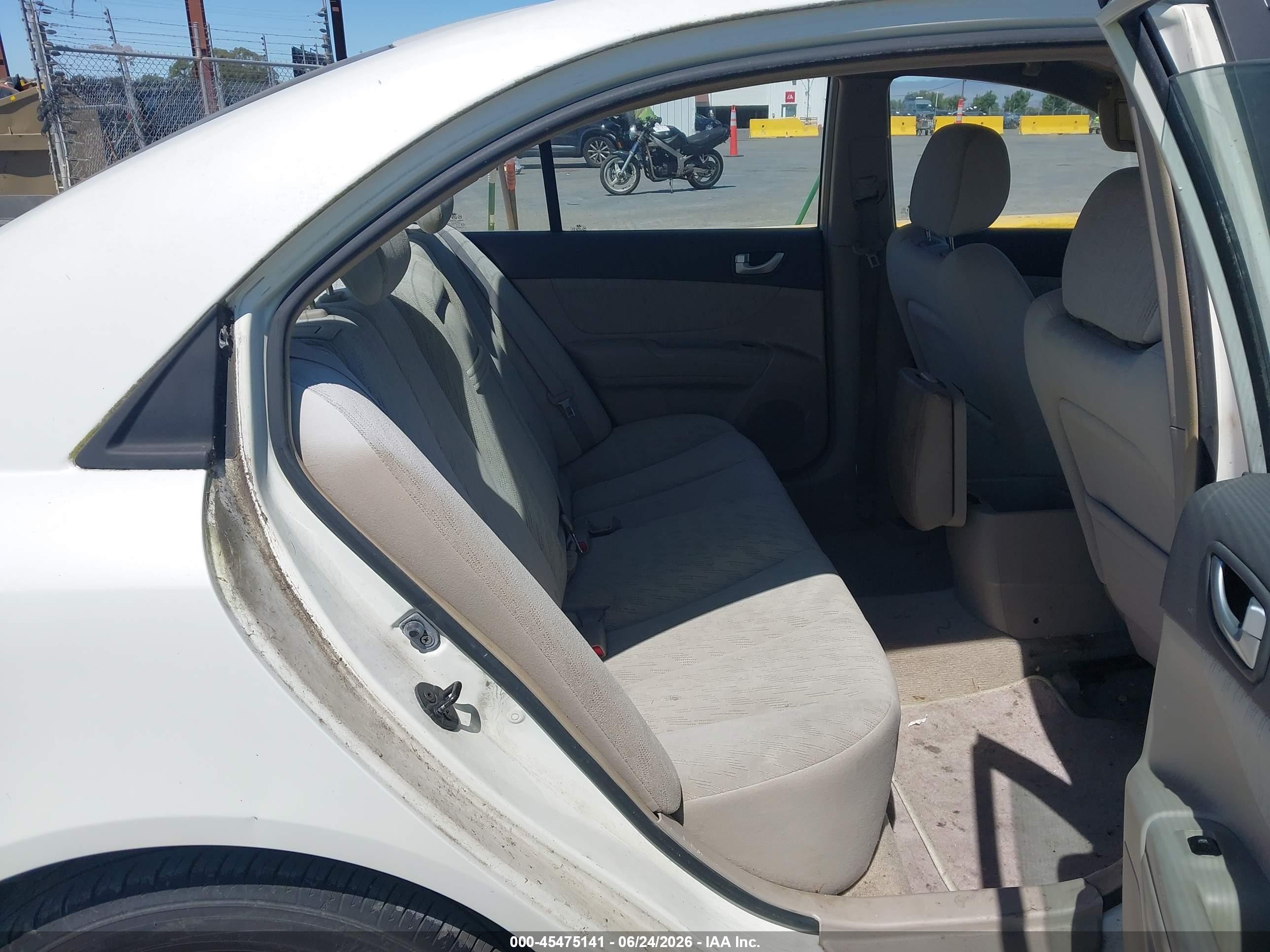 2006 Hyundai Sonata Gl White vin: KMHET46C56A098737