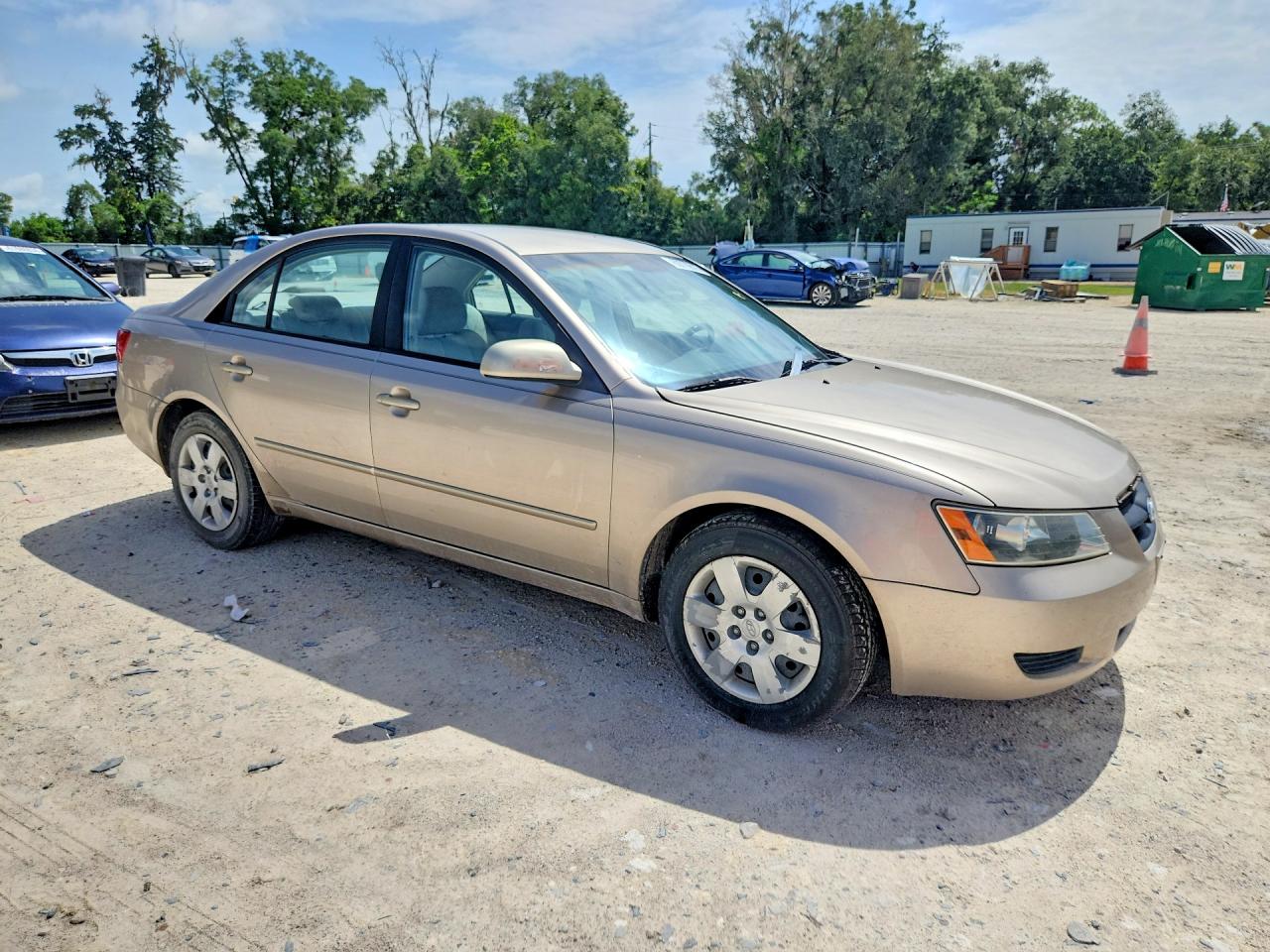 2006 Hyundai Sonata Gl Gold vin: KMHET46C56A107016