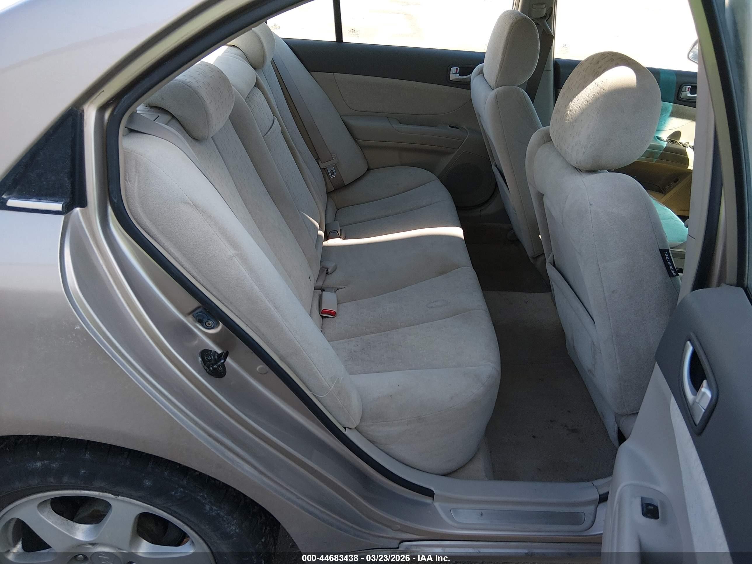 2006 Hyundai Sonata Gls Beige vin: KMHEU46C56A099044