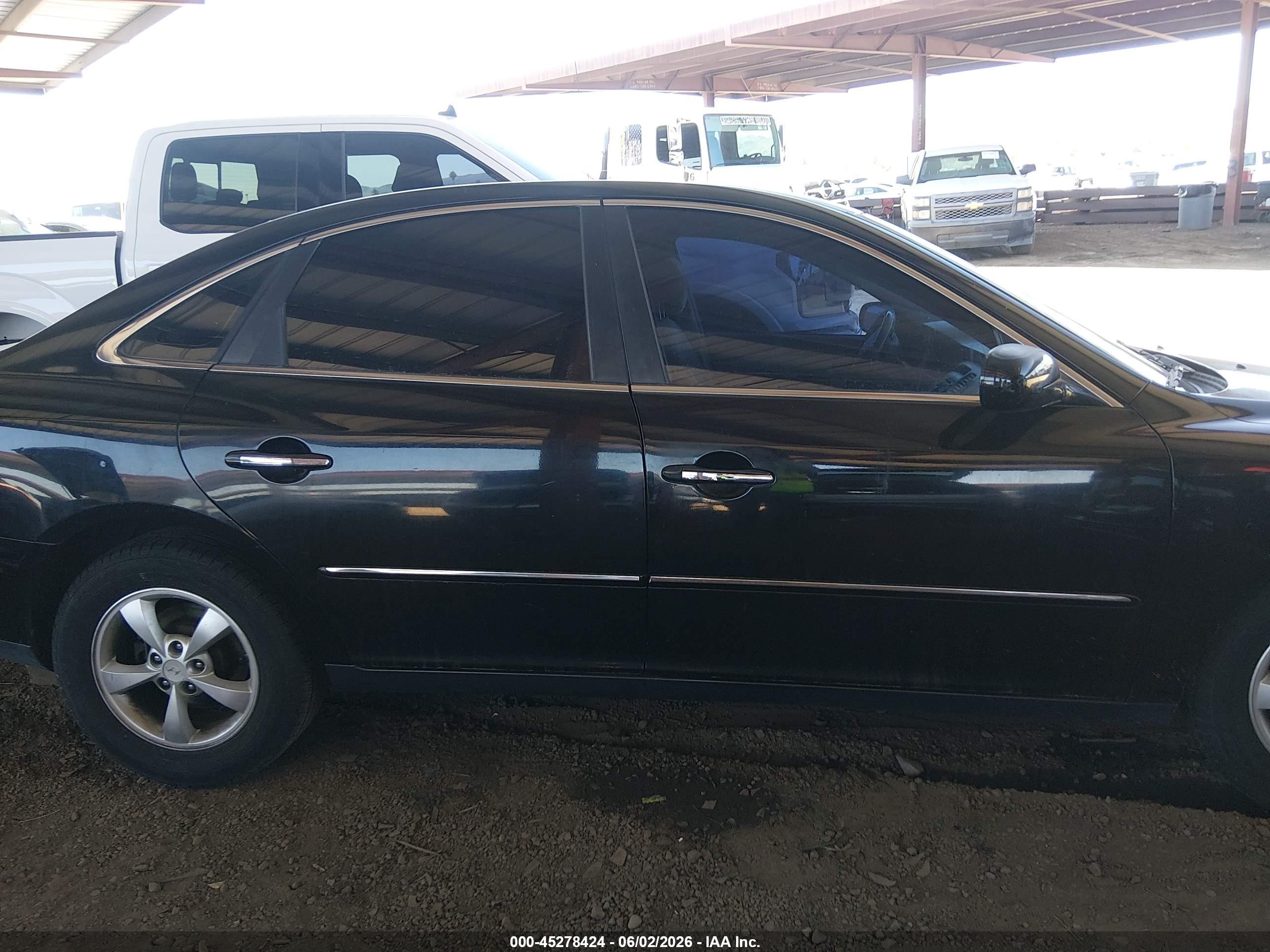 2007 Hyundai Azera Gls Black vin: KMHFC46D07A188179