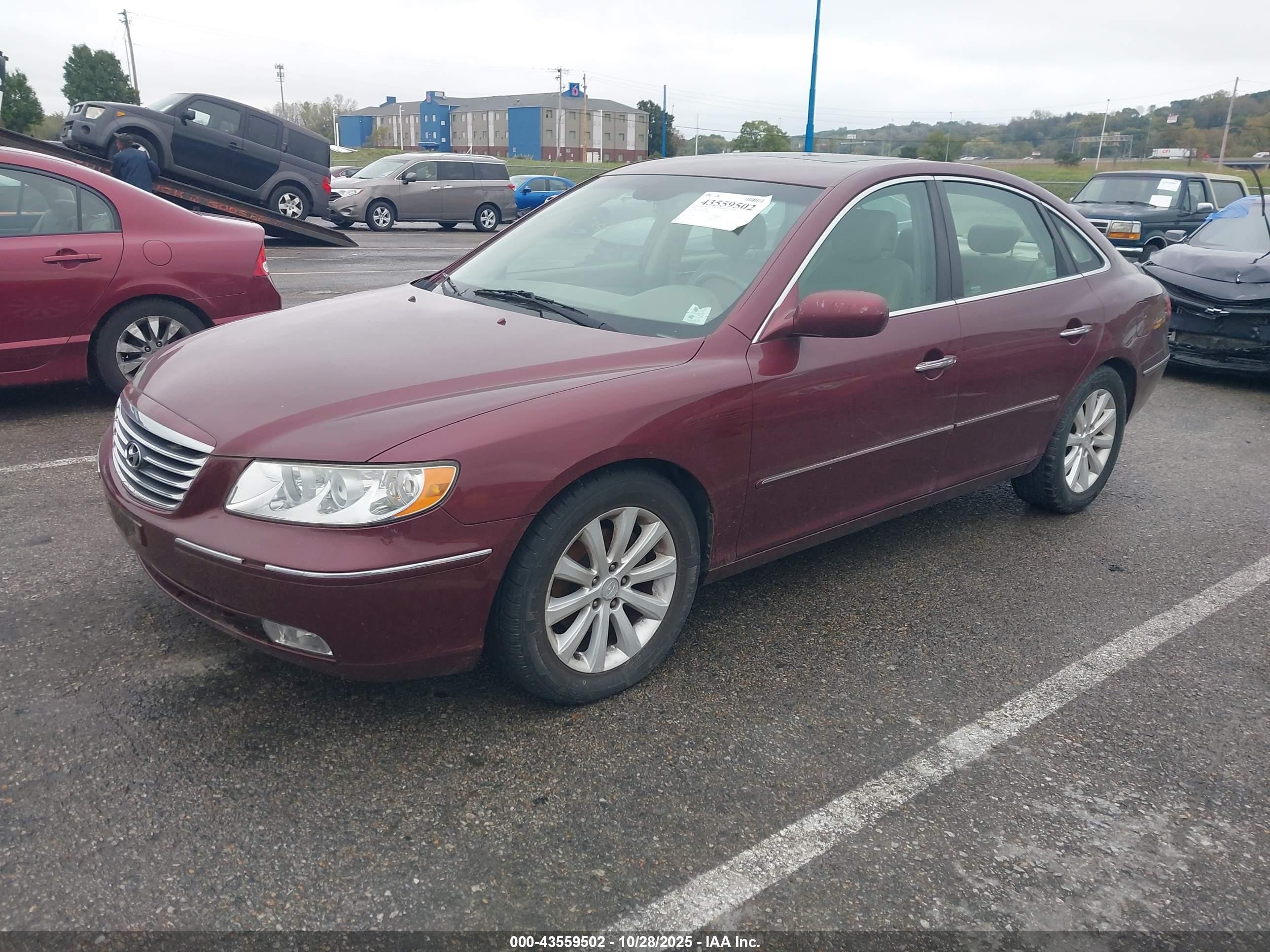 2009 Hyundai Azera Gls Red vin: KMHFC46D09A351948