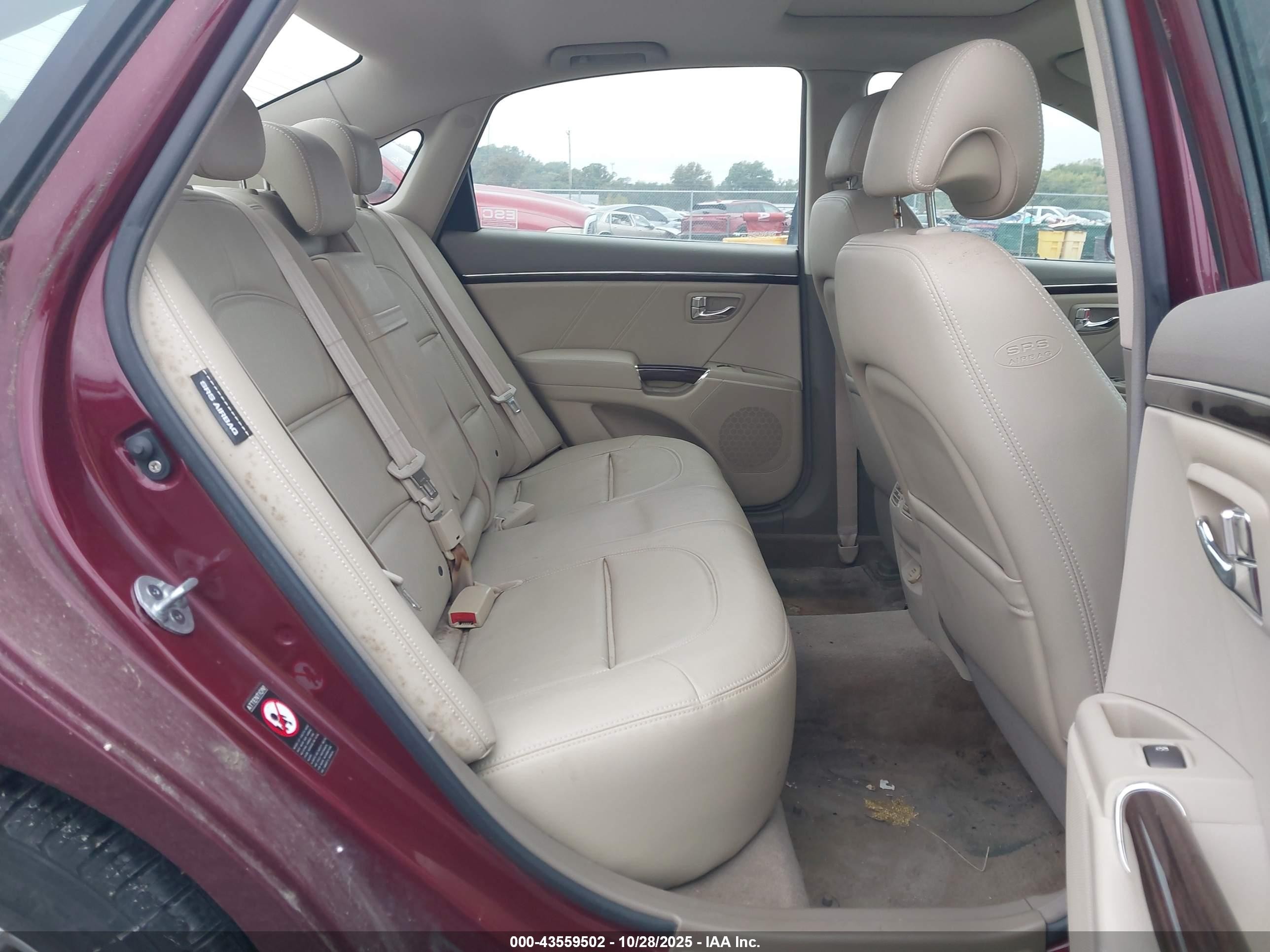 2009 Hyundai Azera Gls Red vin: KMHFC46D09A351948