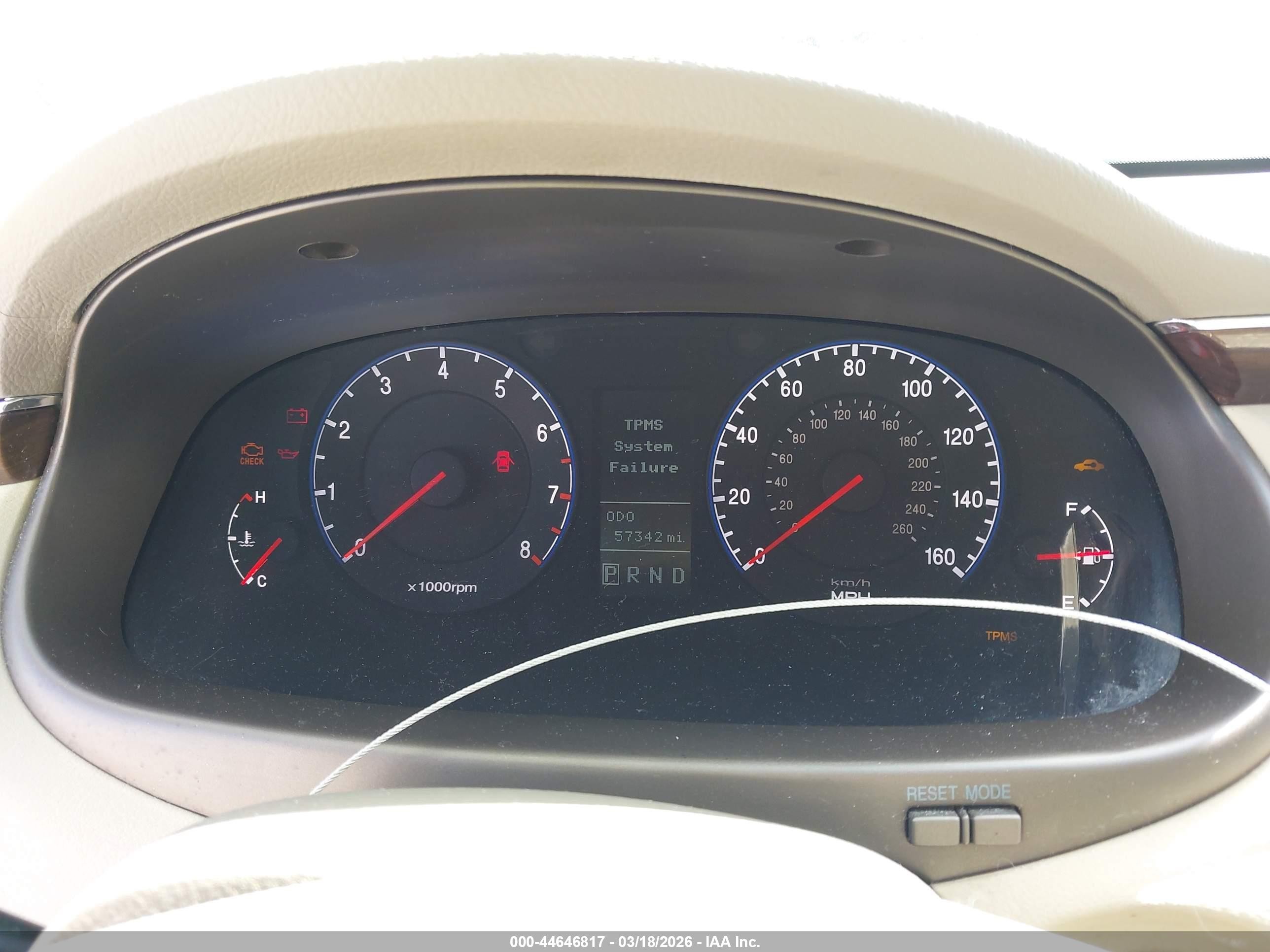 2009 Hyundai Azera Gls White vin: KMHFC46D09A358933