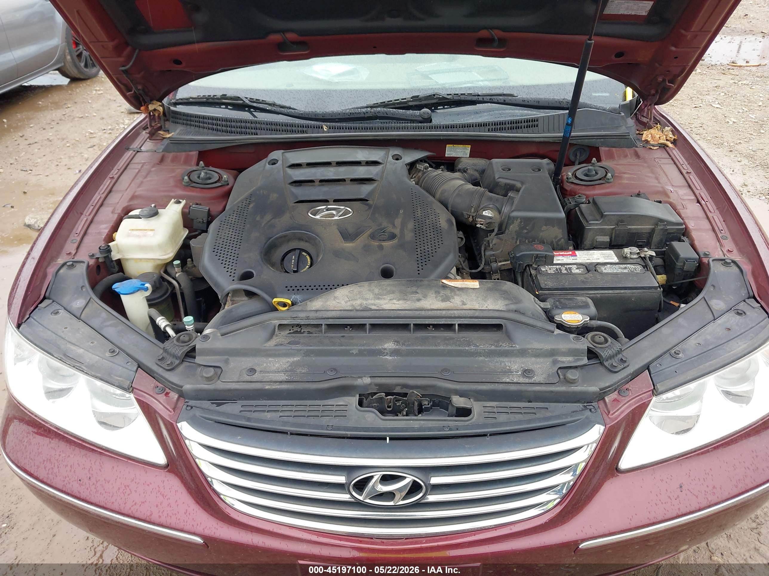 2009 Hyundai Azera Gls Red vin: KMHFC46D09A360892