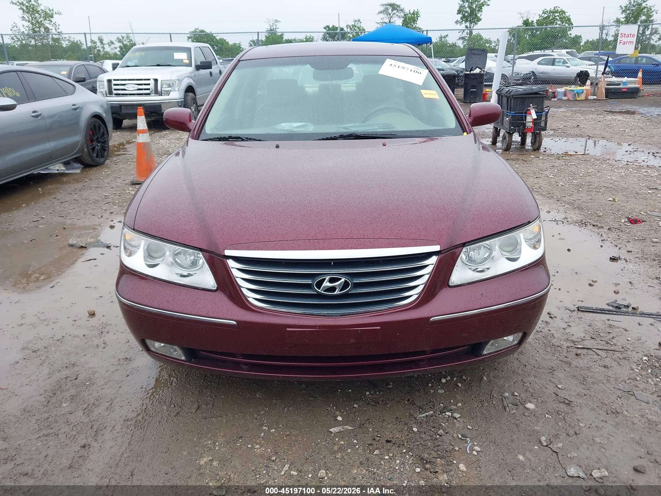 2009 Hyundai Azera Gls Red vin: KMHFC46D09A360892