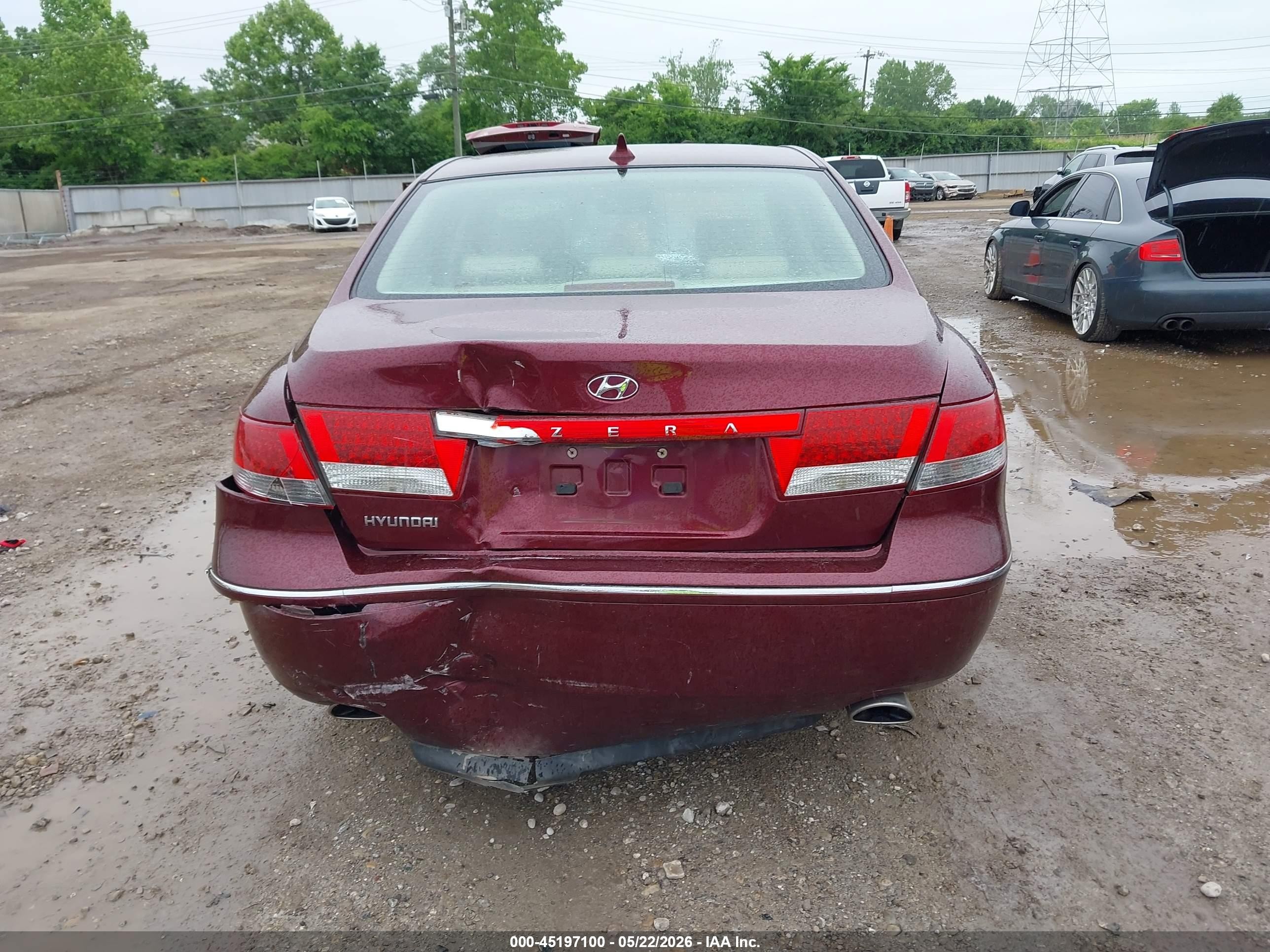 2009 Hyundai Azera Gls Red vin: KMHFC46D09A360892