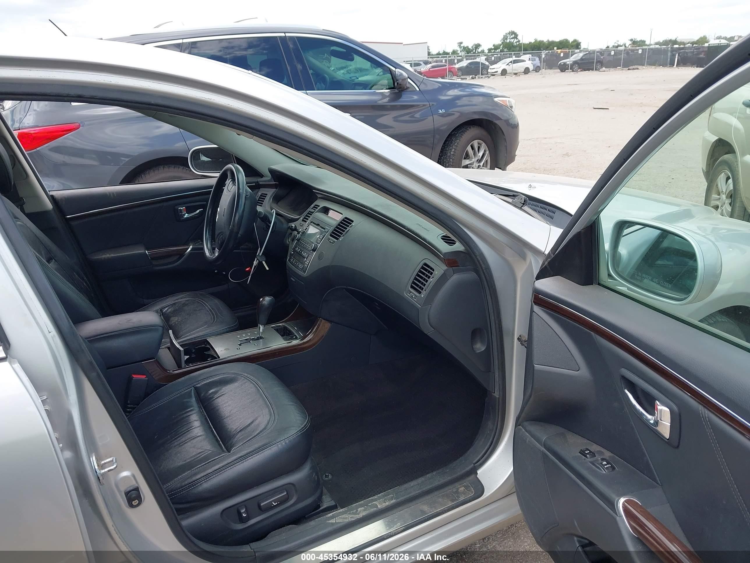 2009 Hyundai Azera Gls Silver vin: KMHFC46D19A349920