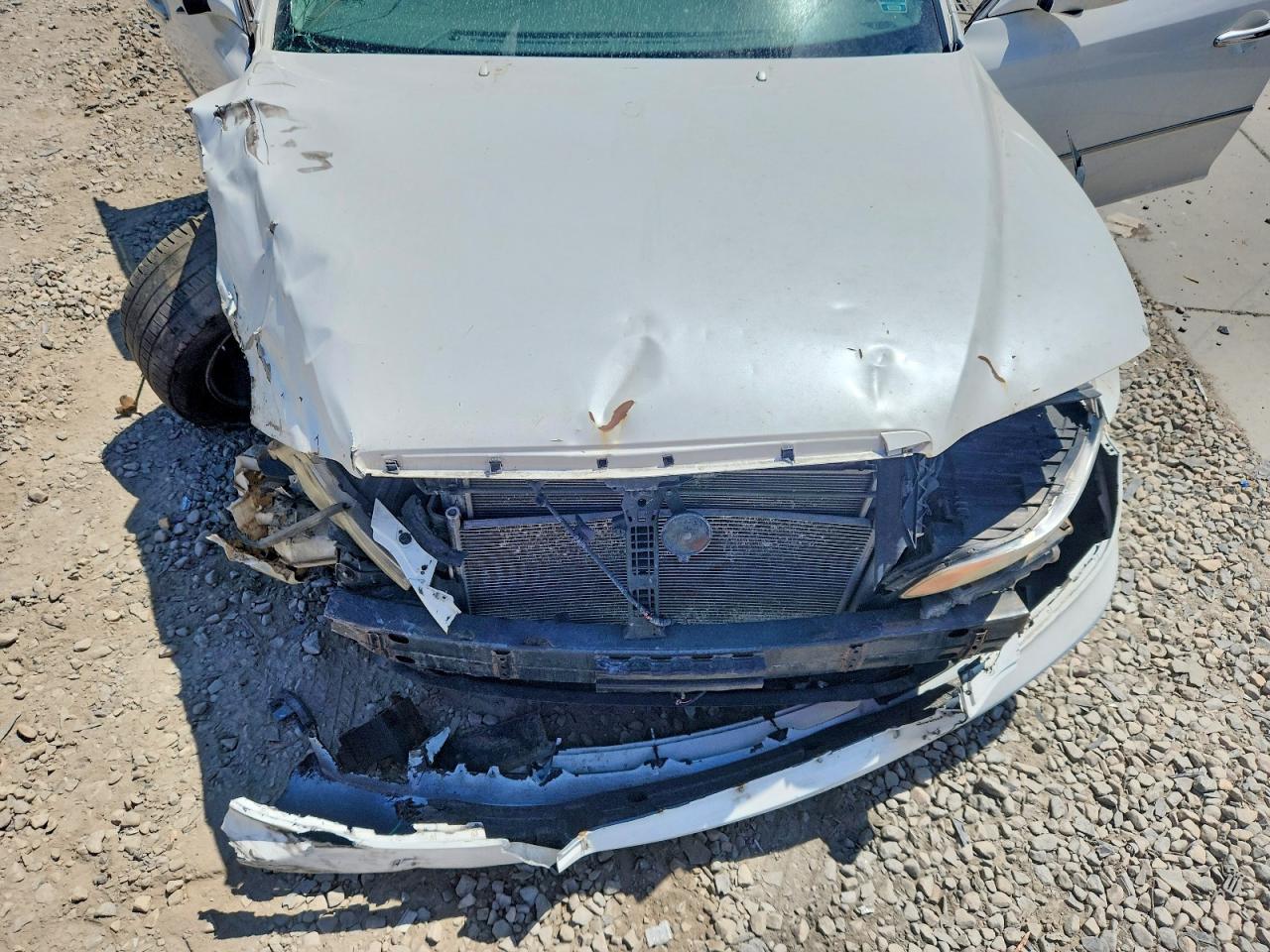2009 Hyundai Azera Gls White vin: KMHFC46D39A349918