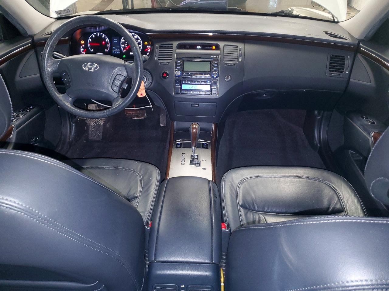 2009 Hyundai Azera Gls Белый vin: KMHFC46D39A359140