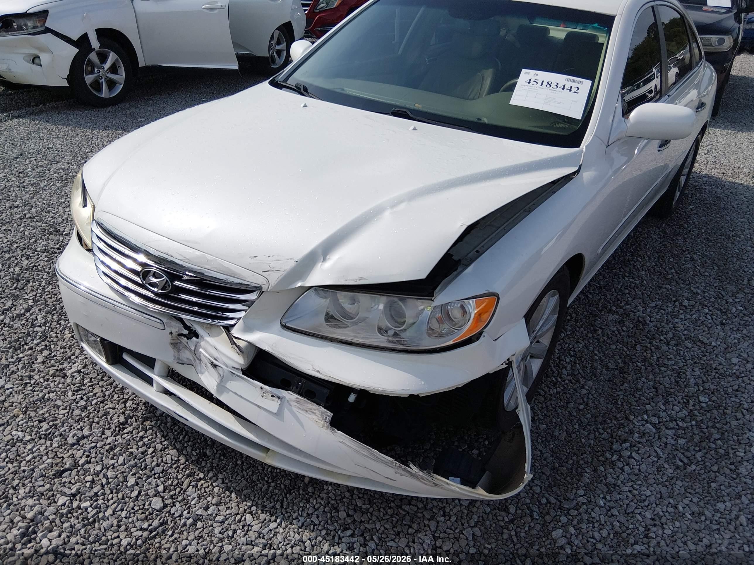 2009 Hyundai Azera Gls White vin: KMHFC46D39A360532