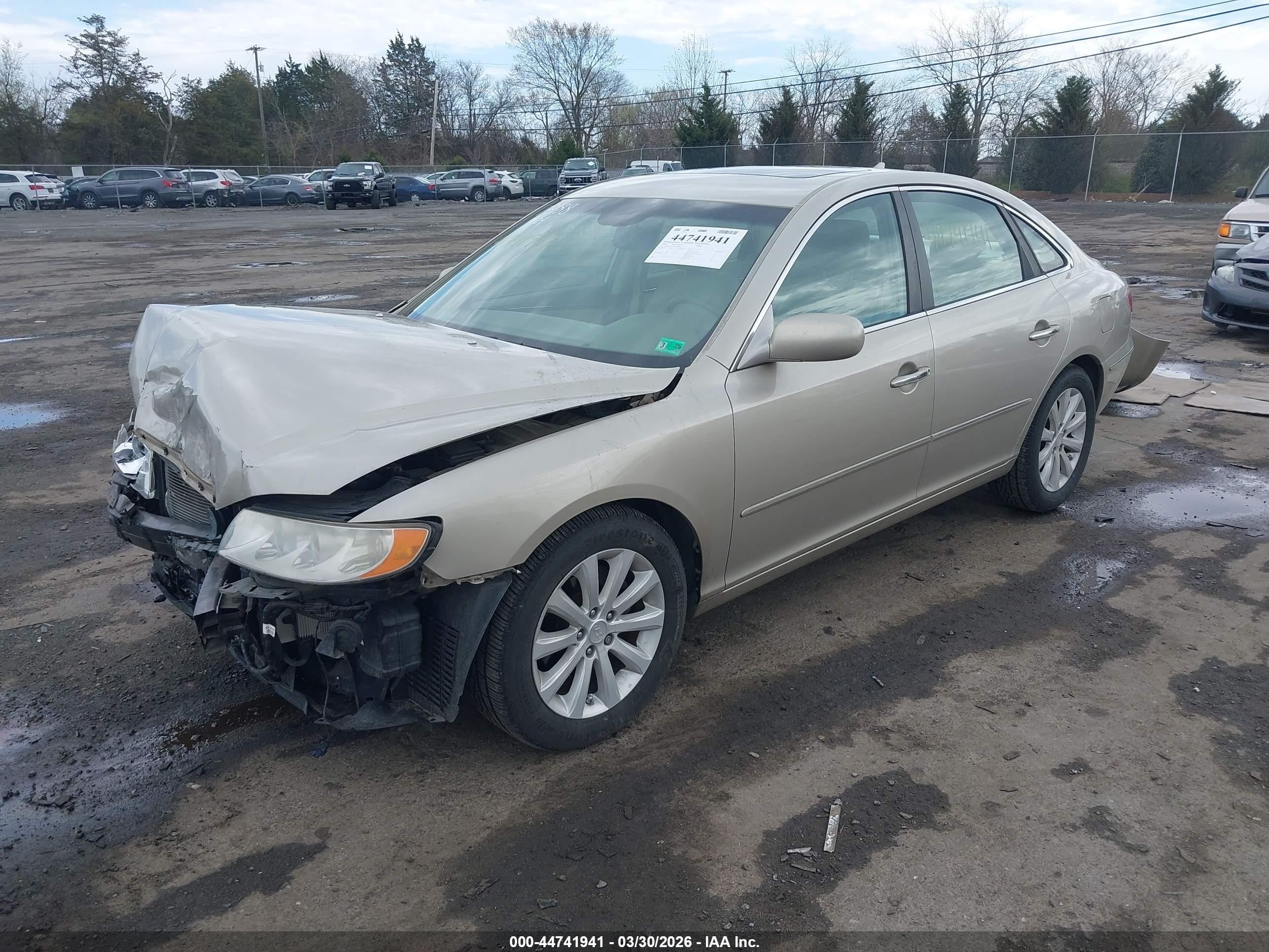 2009 Hyundai Azera Gls Золотой vin: KMHFC46D49A349846