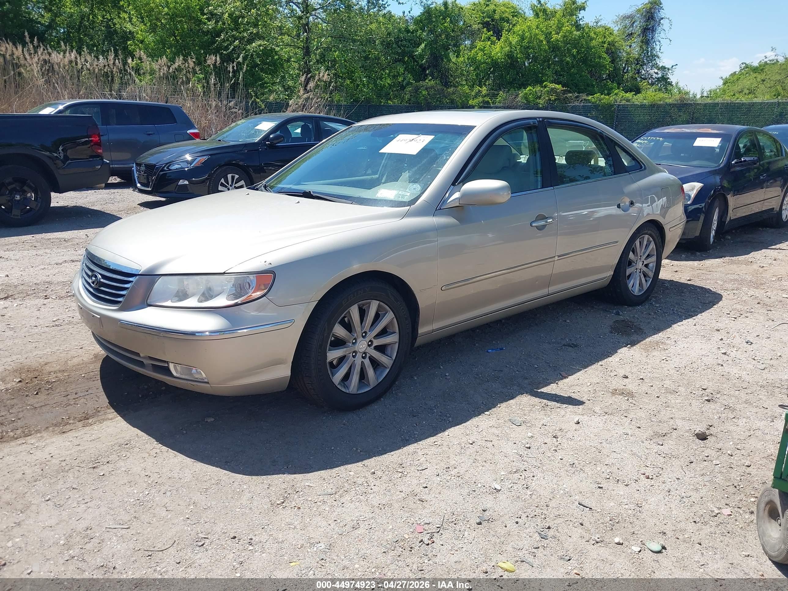 2009 Hyundai Azera Gls Gold vin: KMHFC46D49A372706