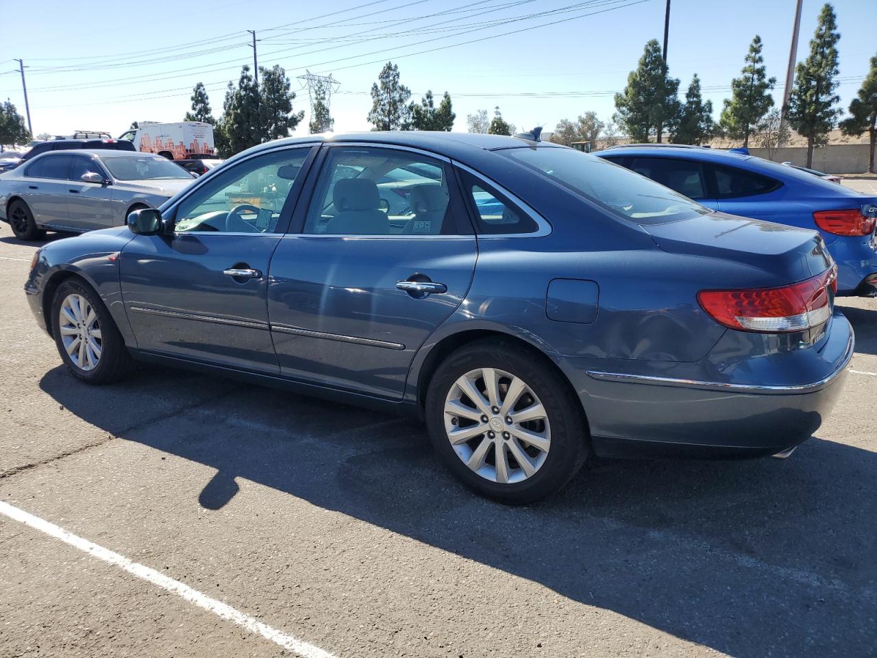 2009 Hyundai Azera Gls Blue vin: KMHFC46D59A348401