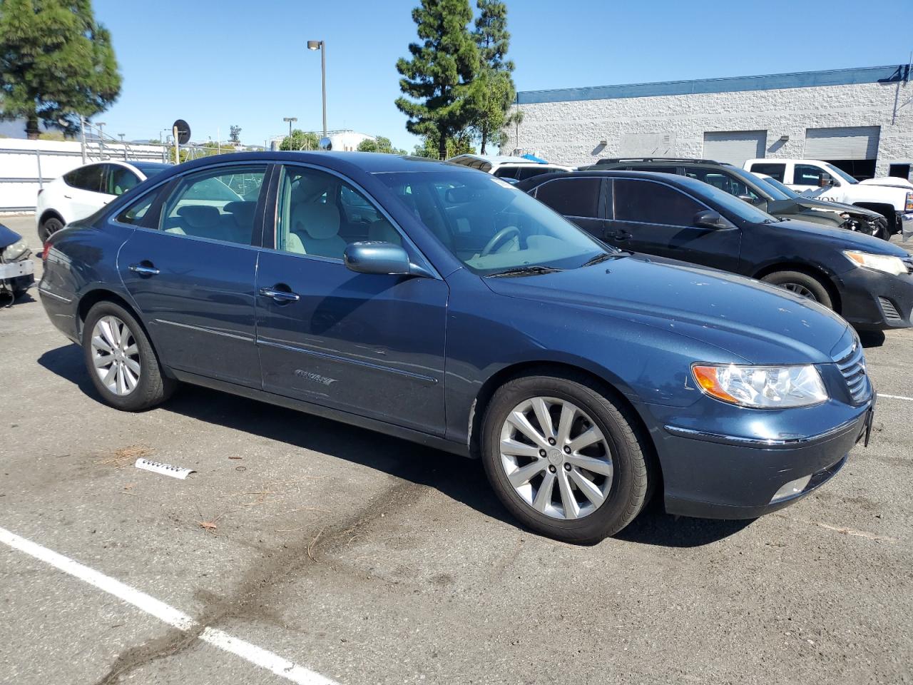 2009 Hyundai Azera Gls Blue vin: KMHFC46D59A348401
