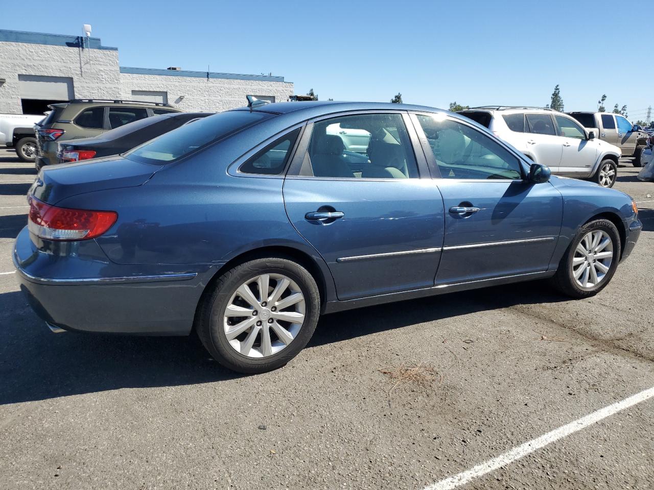 2009 Hyundai Azera Gls Blue vin: KMHFC46D59A348401